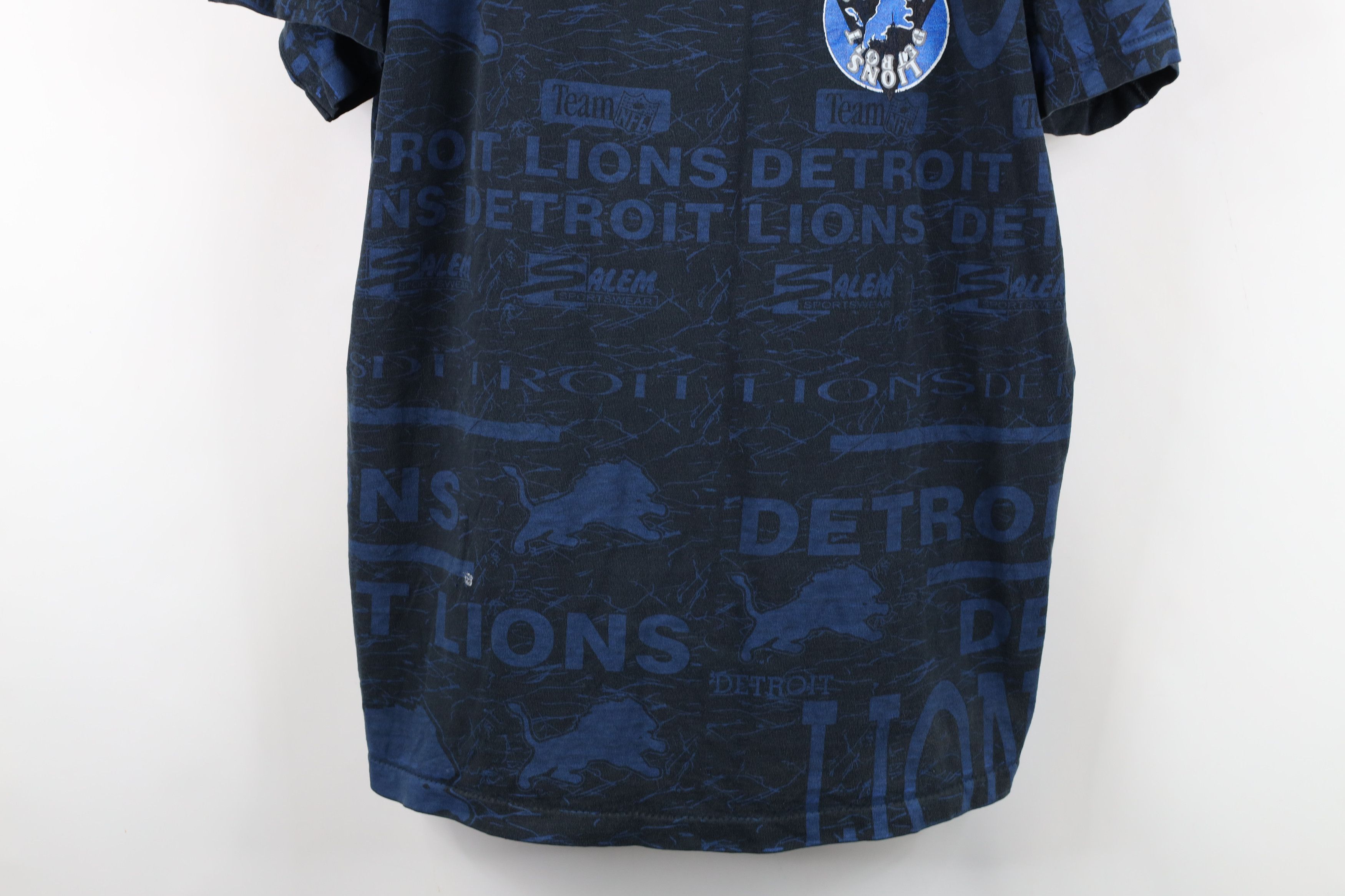 Vintage Vintage 90s Lions Football All Over Print T-Shirt USA Size US XL / EU 56 / 4 - 3 Thumbnail