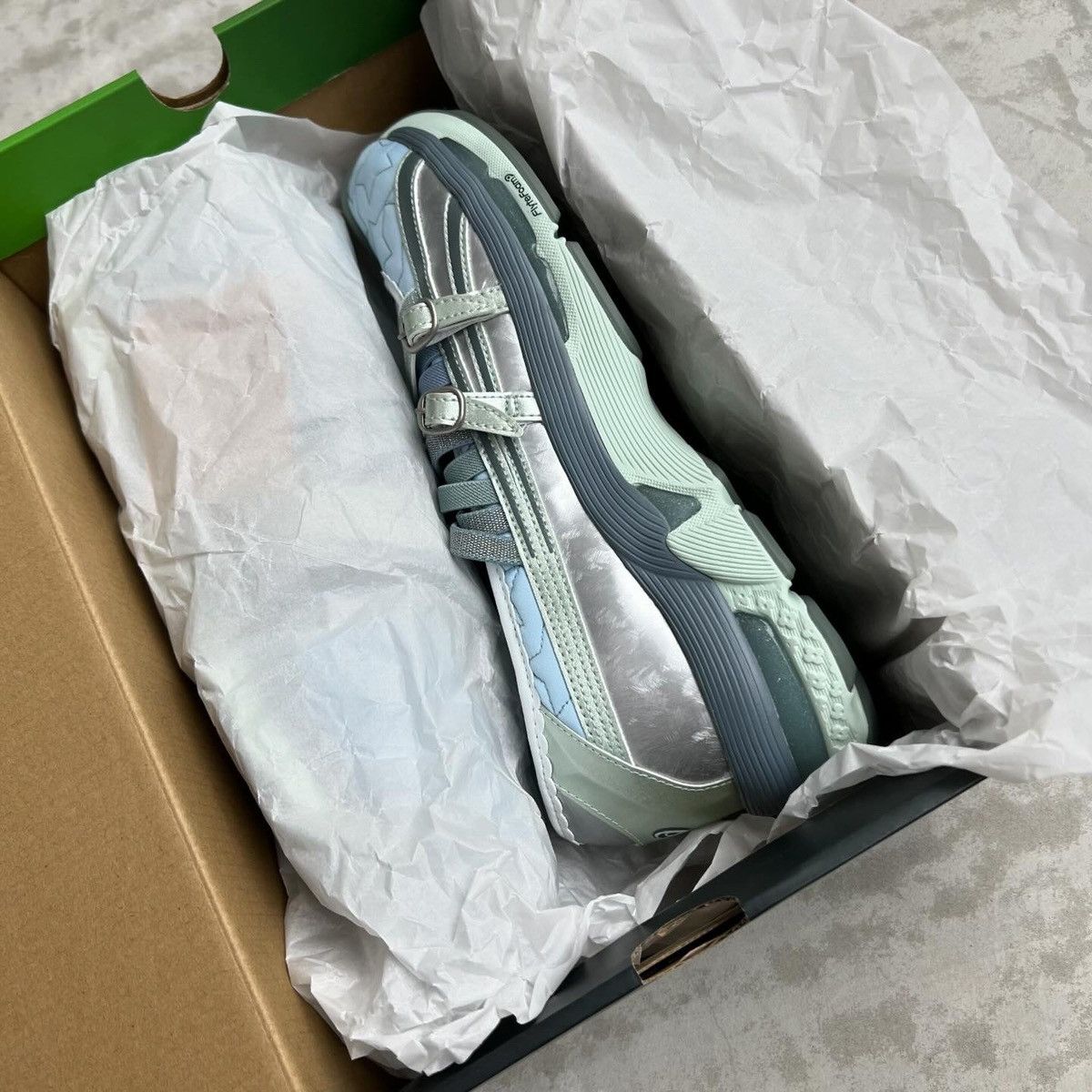 Asics × Heaven by Marc Jacobs × Kiko Kostadinov ASICS x Kiko Kostadinov x Heaven Gel-lokros (Faded Denim) Size US 11 / EU 44 - 8 Thumbnail
