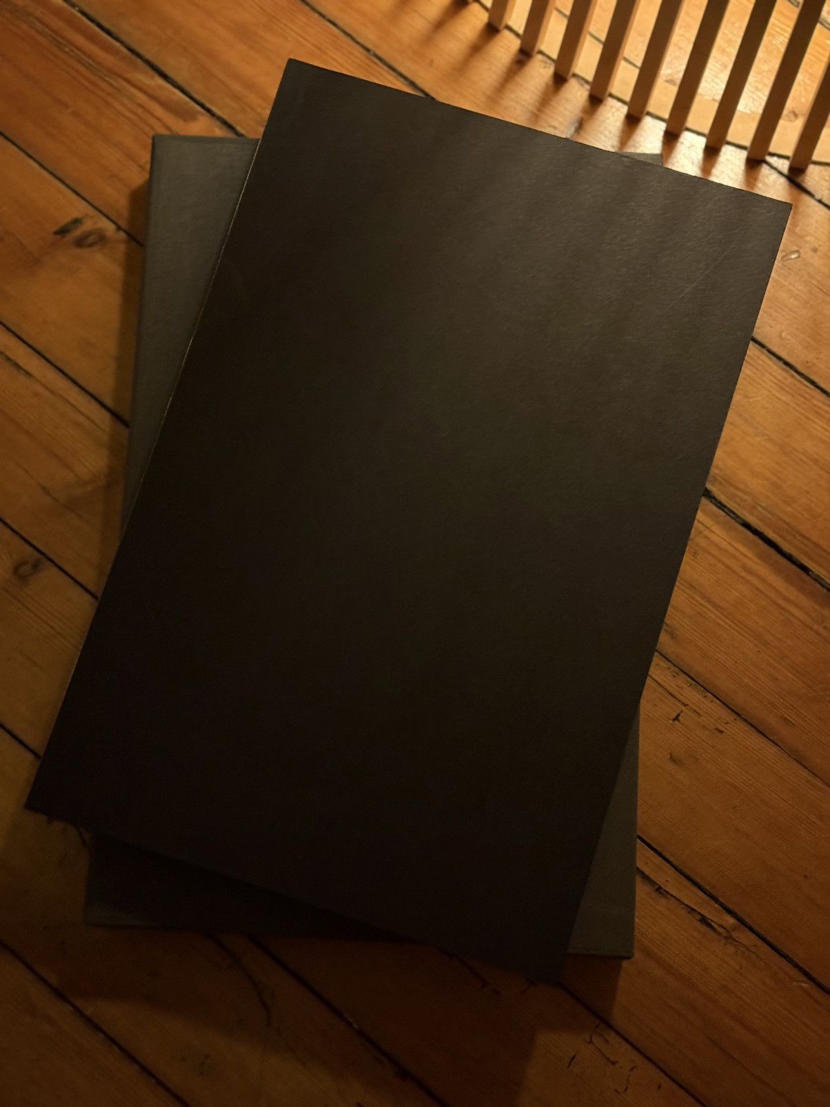 Geoffrey B. Small 100 limited Artbook signed Size ONE SIZE - 1 Thumbnail