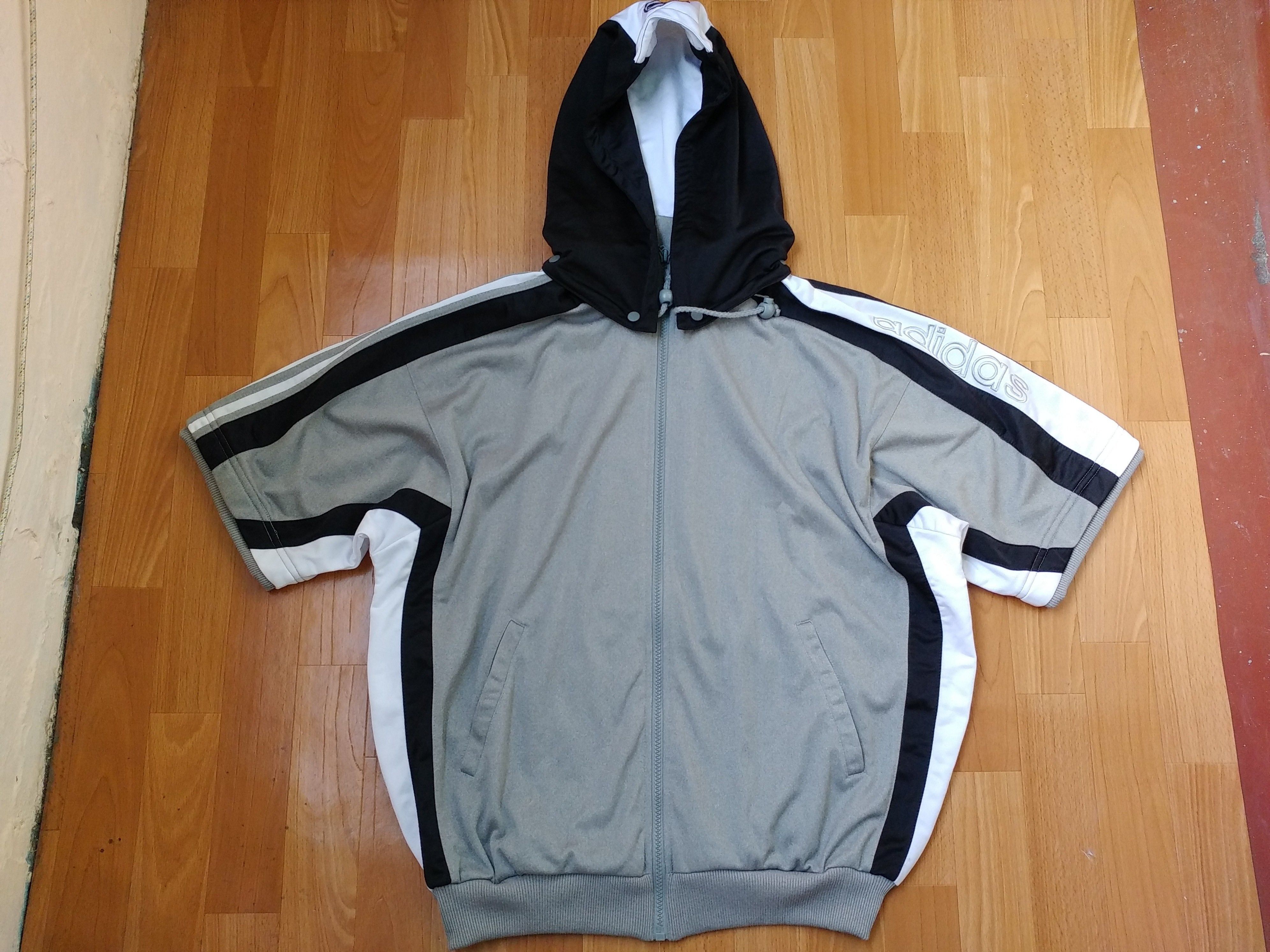 Adidas ADIDAS jersey, buttoned vintage hip hop t-shirt of 90s M Size US M / EU 48-50 / 2 - 7 Thumbnail