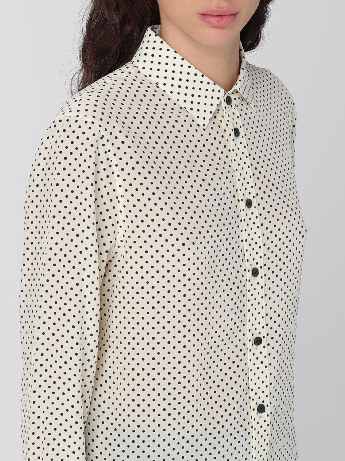 Saint Laurent Paris o1s1wg110125 710448 Classic Shirt in Dotted Crepe de Chine Size M / US 6-8 / IT 42-44 - 4 Thumbnail