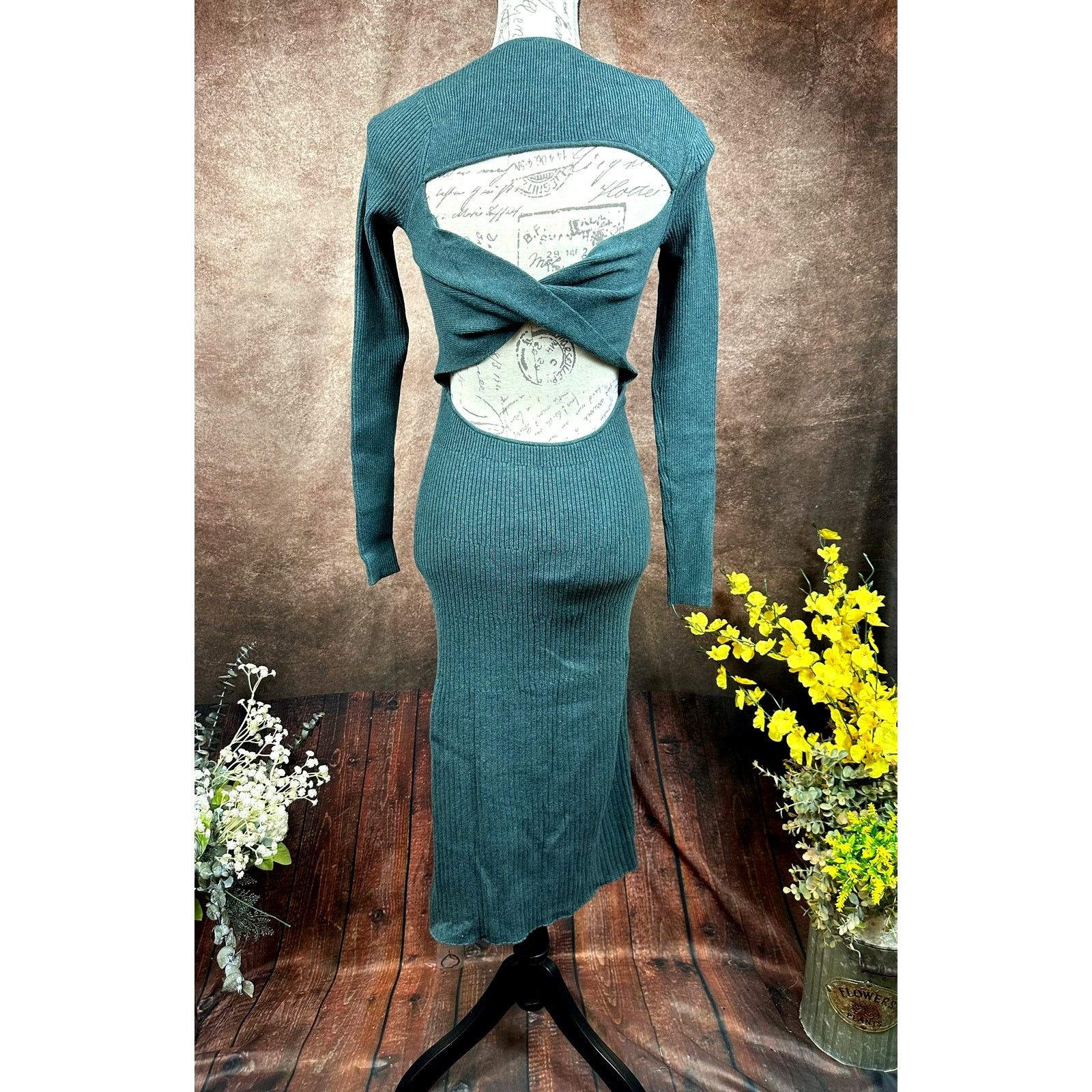 Other Skin Worldwide Mariana Cut Out Dress Moss Green Size S Size S / US 4 / IT 40 - 12 Thumbnail