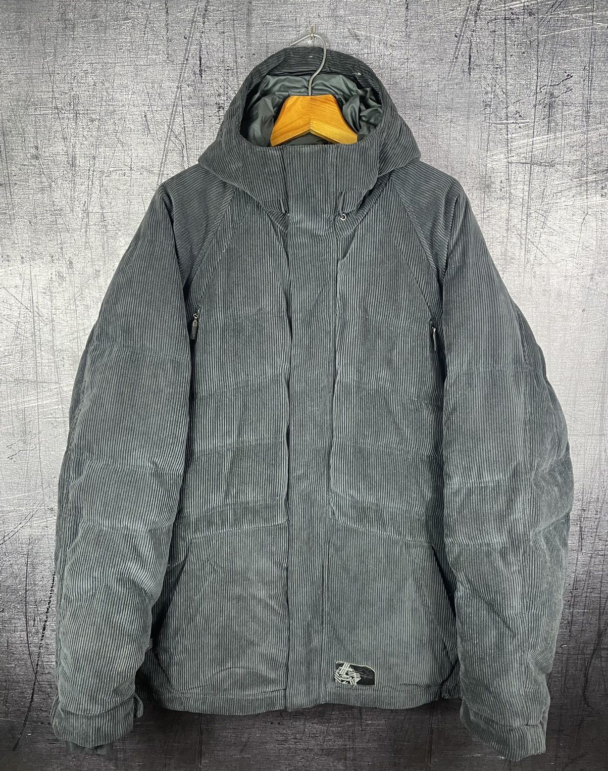 Oakley 2008 Oakley Ventilated Corduroy Puffer Jacket Size US L / EU 52-54 / 3 - 1 Thumbnail
