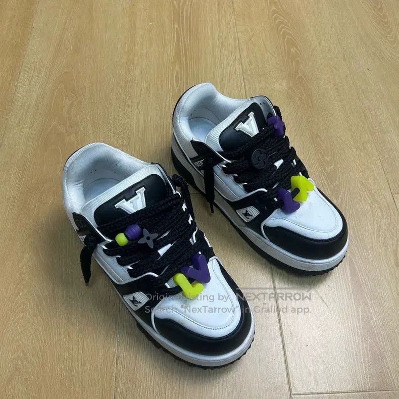 Louis Vuitton Louis Vuitton Trainer Maxi White and Black Little Fat Ding Size US 7 / EU 40 - 1 Thumbnail