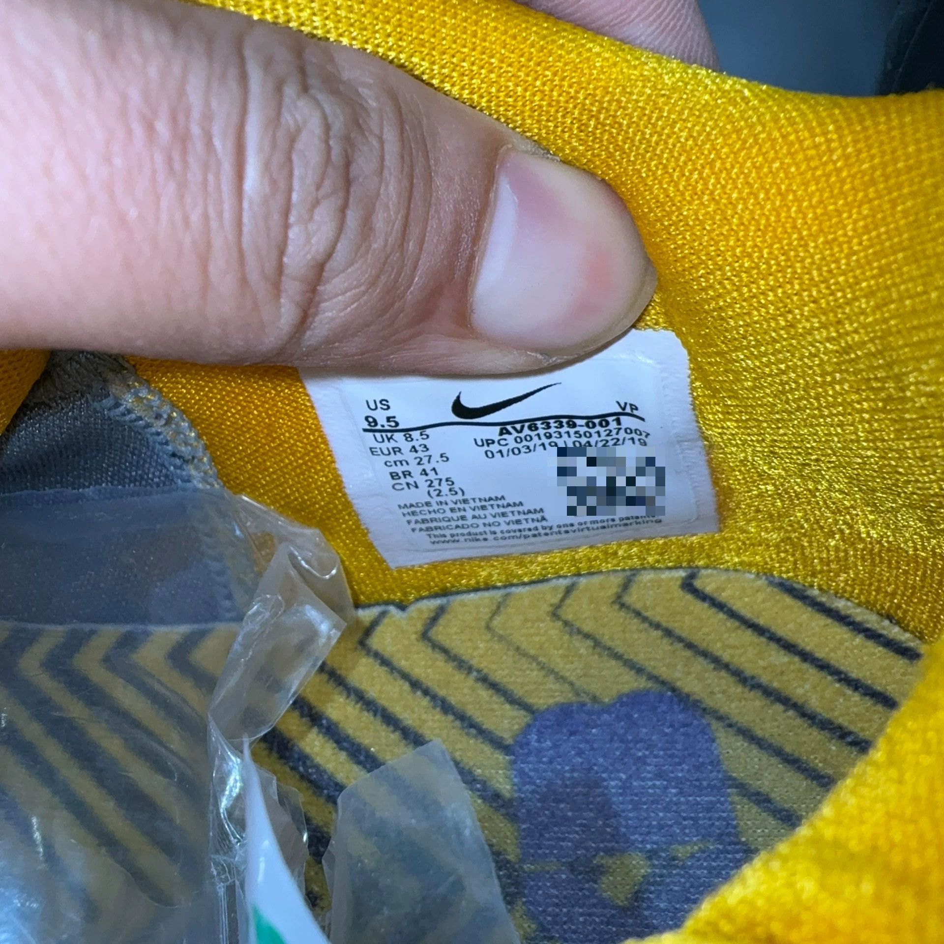 Nike Nike Kobe 4 'Carpe Diem' Black/Yellow 43 Size US 10 / EU 43 - 7 Thumbnail