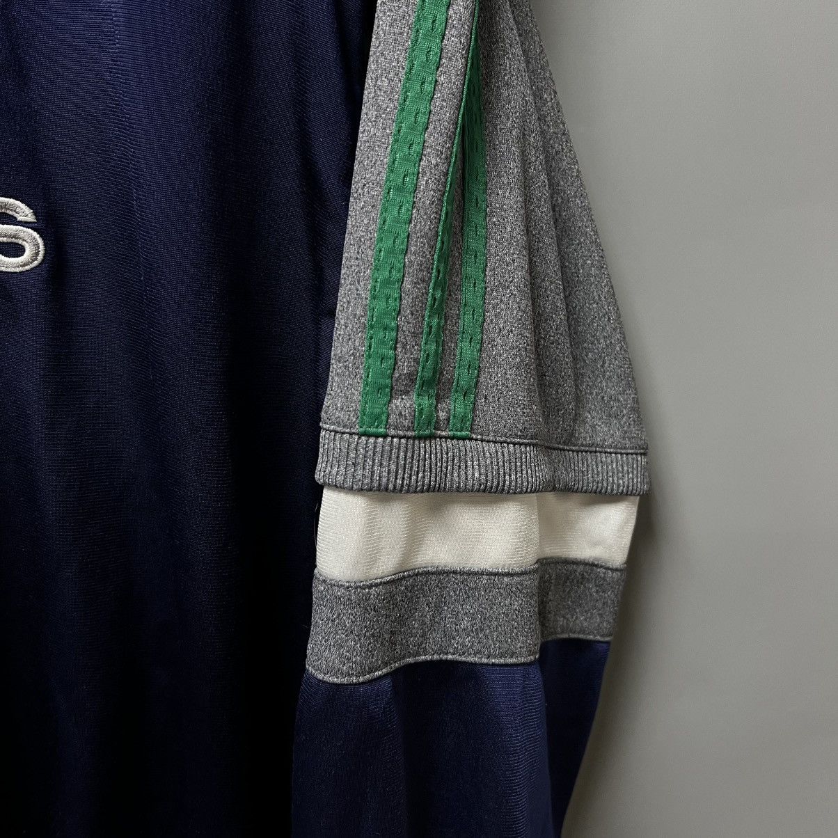 Adidas Adidas 90'S Vintage Trefoil Jacket tracksuit men’s y2k Size US L / EU 52-54 / 3 - 17 Thumbnail