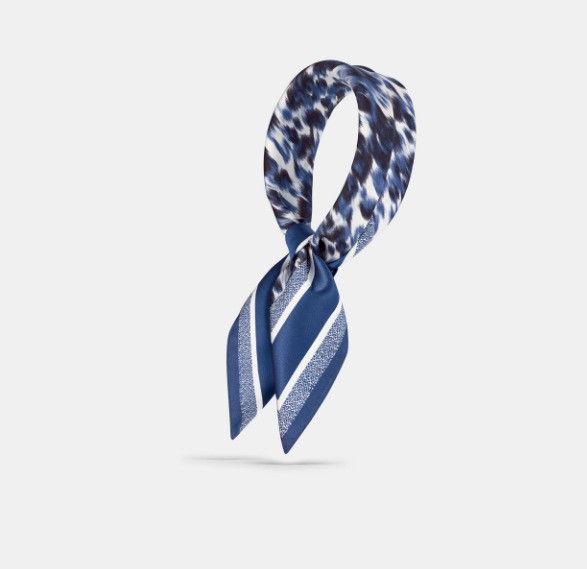 Dior o1w1db10425 35WID07 Size: OS / Square Scarf Size ONE SIZE - 1 Thumbnail