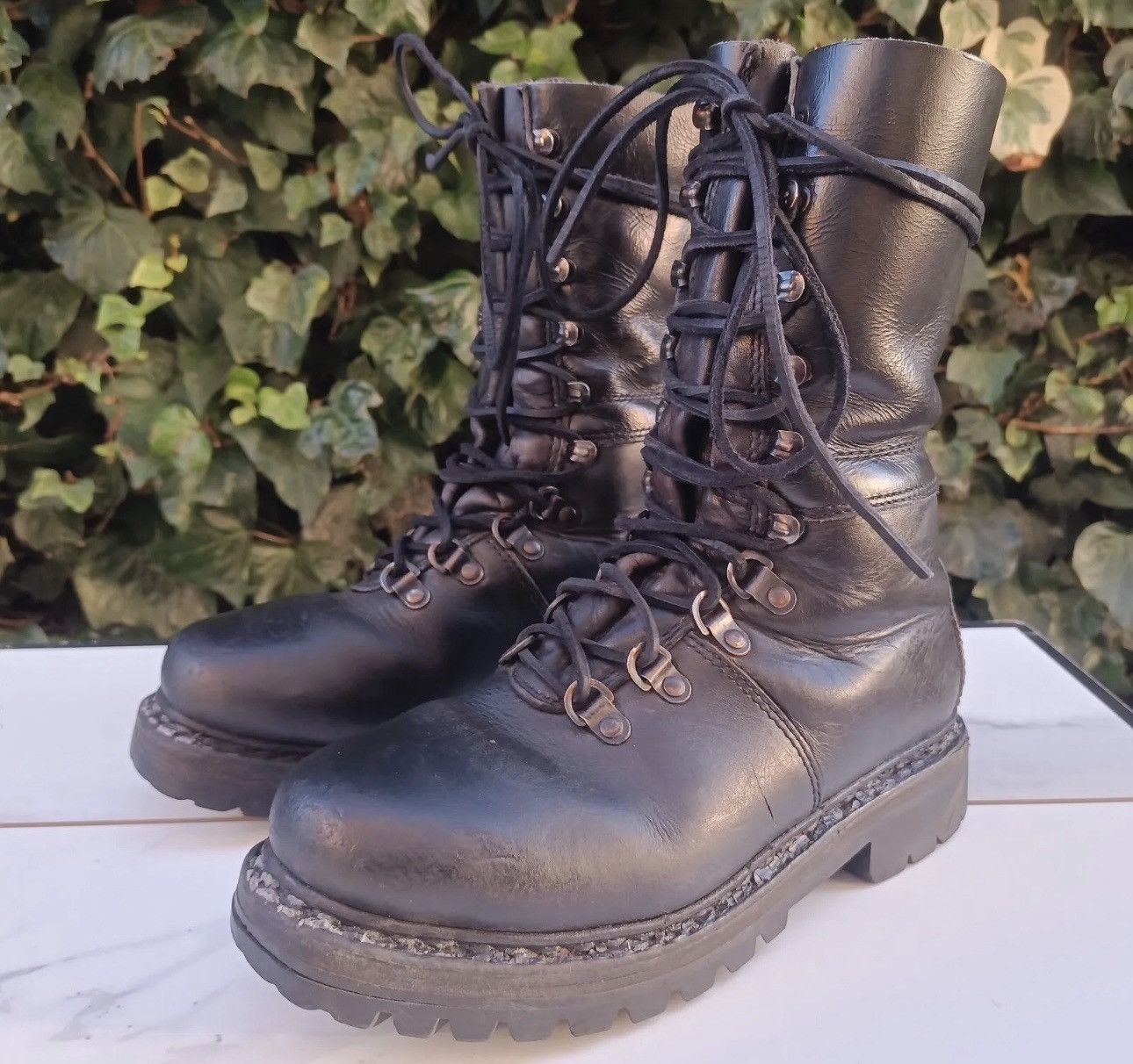 Vintage Vintage Military Boots Size US 7 / EU 40 - 3 Thumbnail
