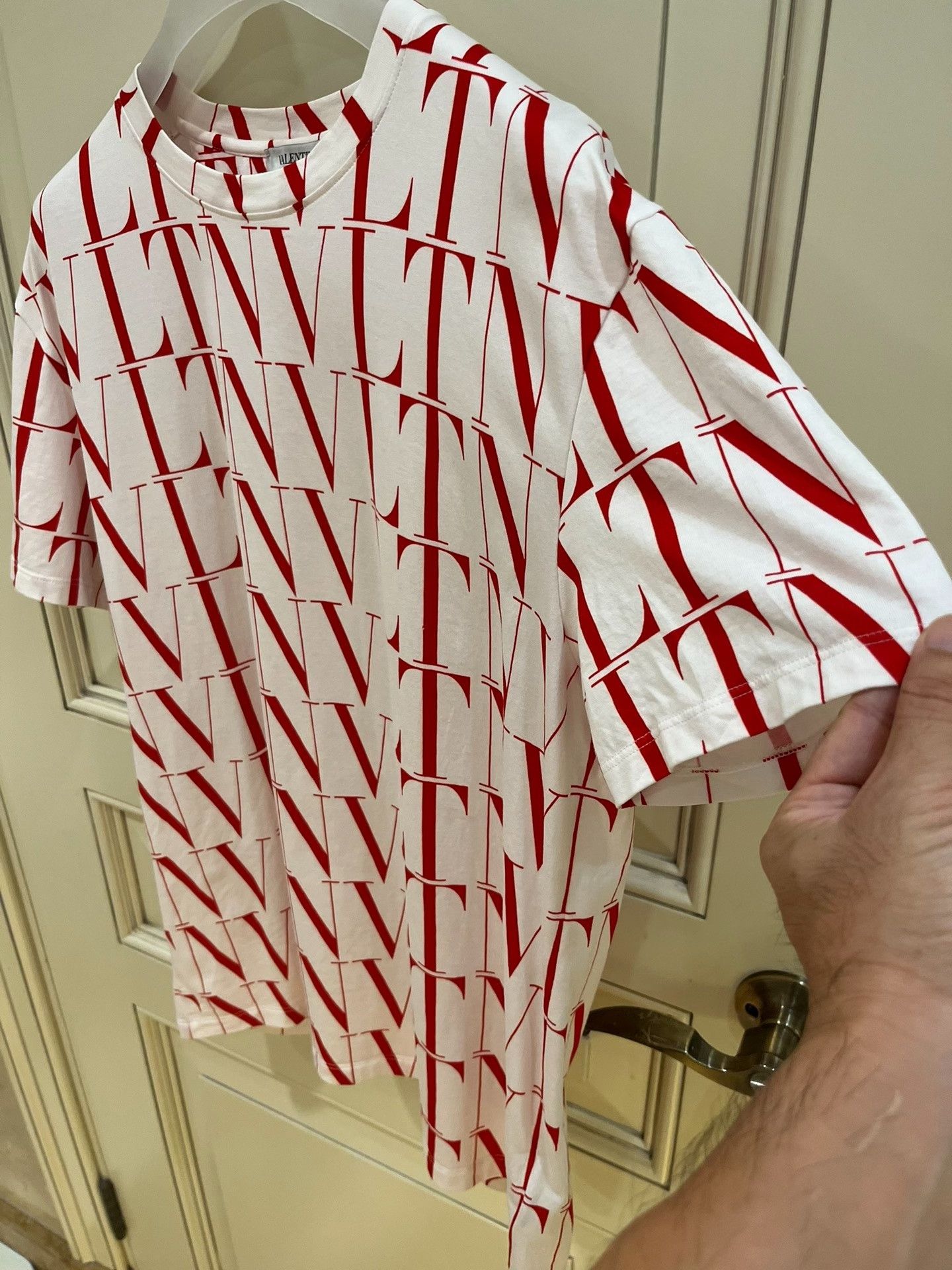 Valentino Valentino Red VLTN Printed T-shirt Size US M / EU 48-50 / 2 - 9 Thumbnail