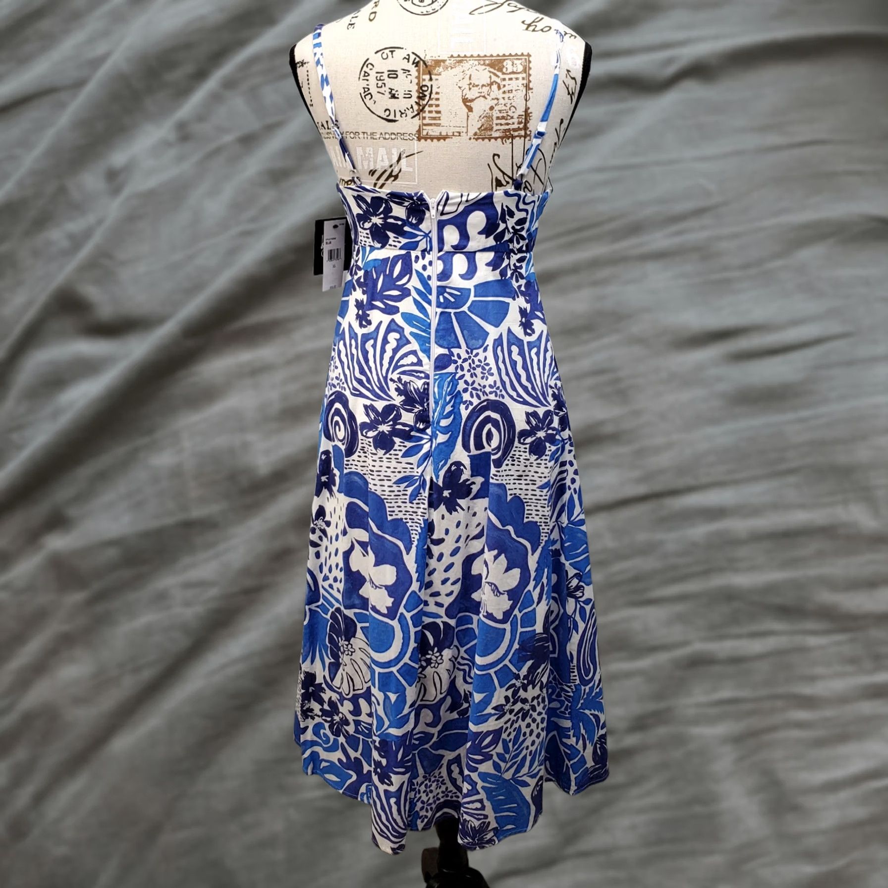 Vintage By & By Fit & Flare Dress Womens XS Blue & White Printed Sweetheart Neck Back Zip Size XS / US 0-2 / IT 36-38 - 1 Thumbnail