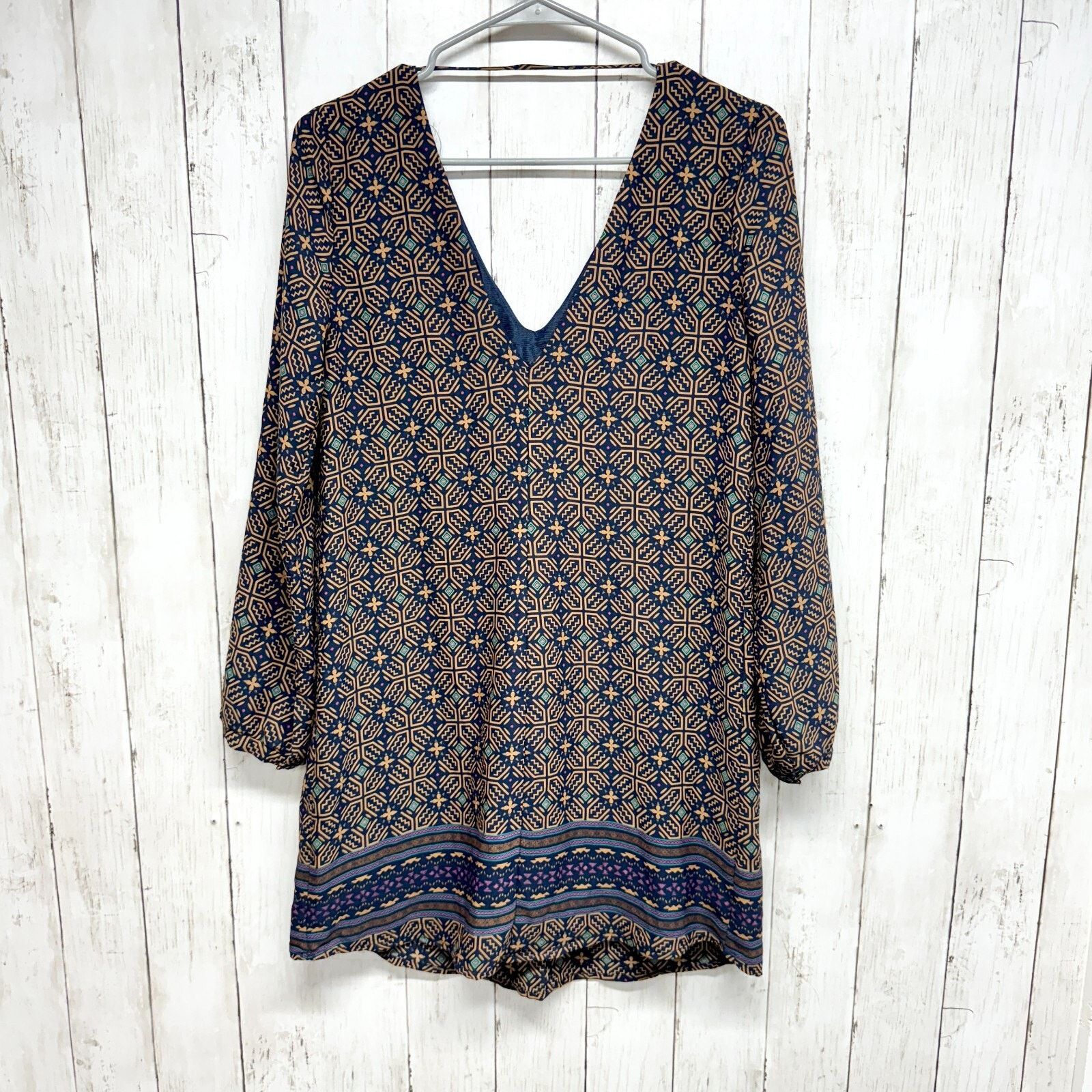 Other Lush Tunic Dress Small Floral Long Sleeve Back Cut-Out Mini Size S / US 4 / IT 40 - 5 Thumbnail