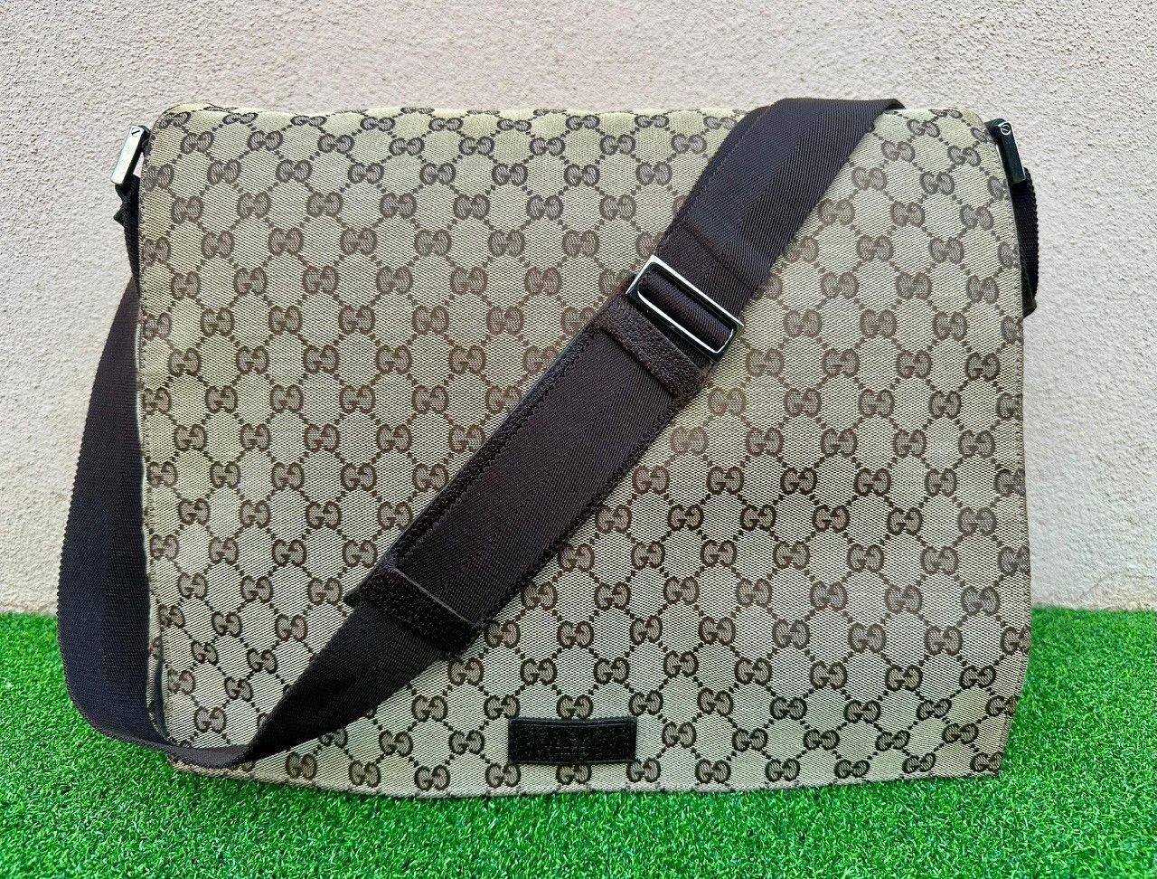 Gucci Authentic Gucci GG Monogram Large Flap Messenger Bag Size ONE SIZE - 1 Thumbnail