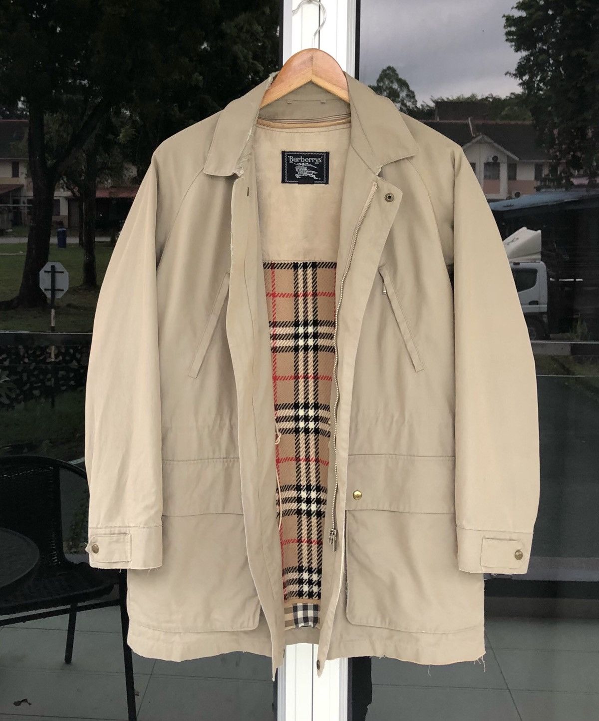Burberry Vintage Burberrys Lined Novacheck THRASHED Coat Jacket Size US M / EU 48-50 / 2 - 1 Thumbnail