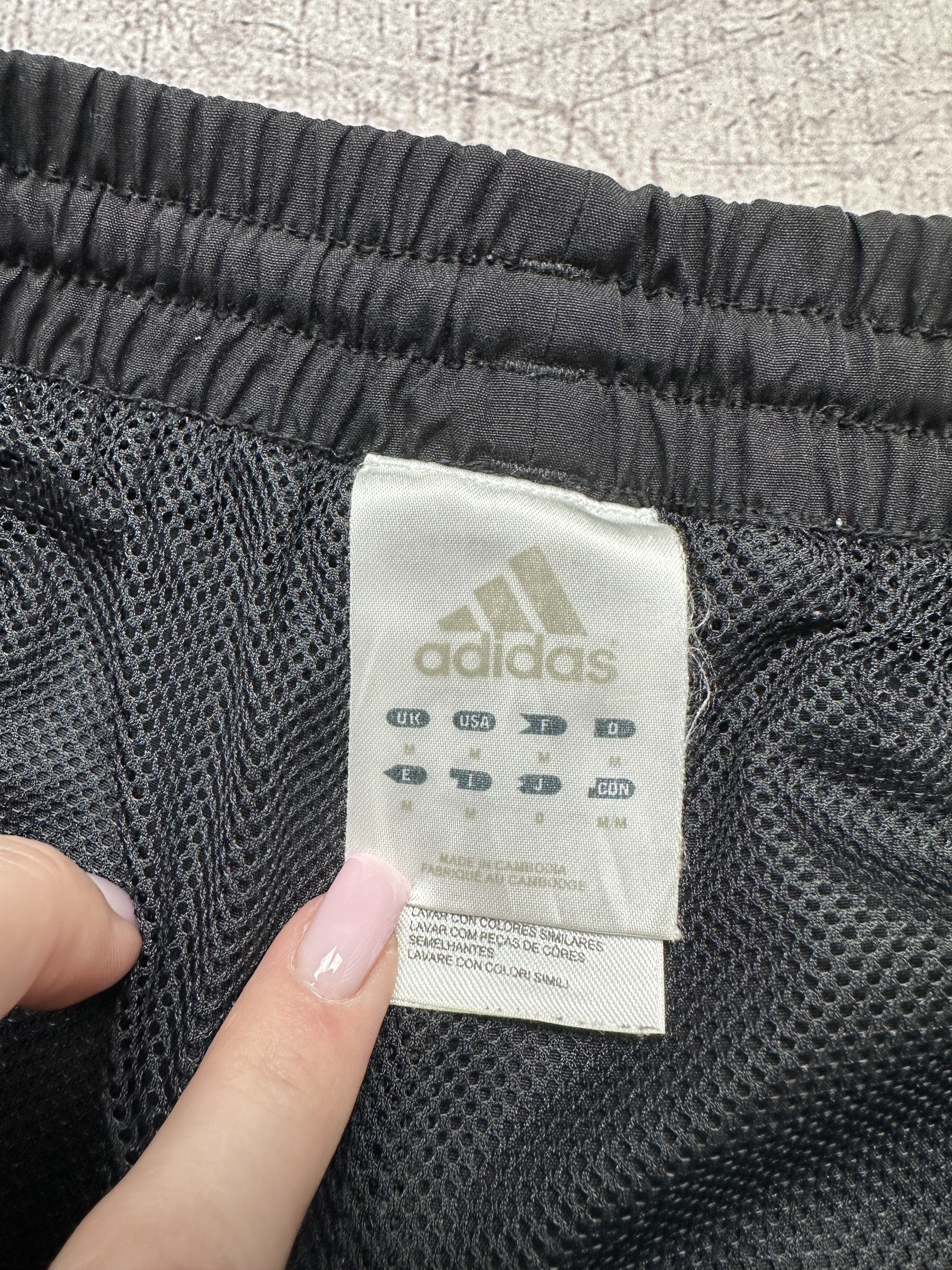 Adidas Adidas Vintage Mens Shorts Size US 32 / EU 48 - 5 Thumbnail