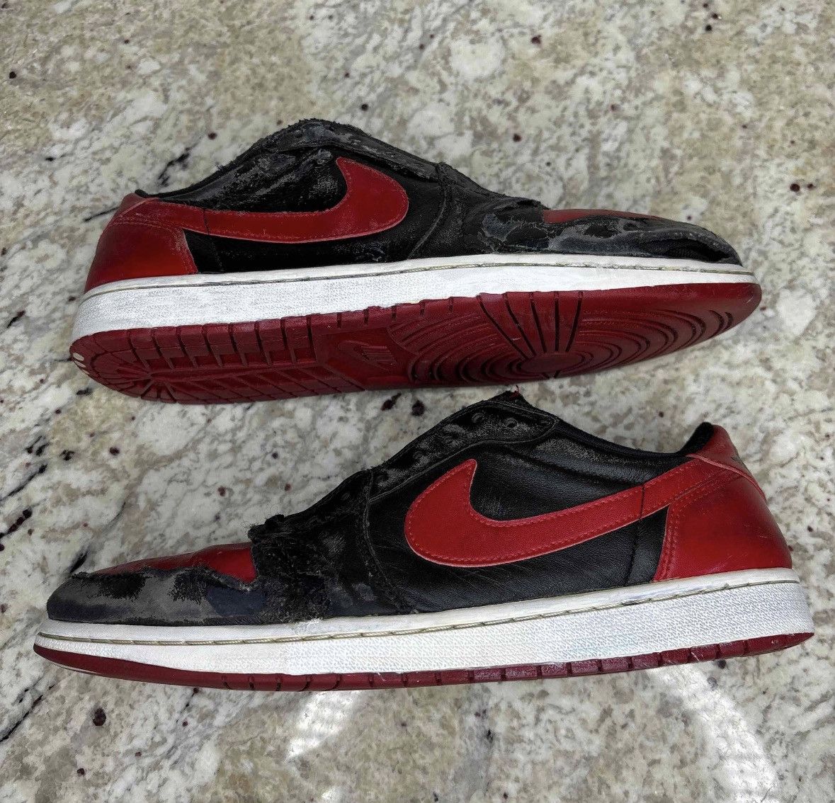 Jordan Brand Size 11.5-Jordan 1 Low OG Bred (2015) Very Worn No Box Size US 11.5 / EU 44-45 - 1 Thumbnail