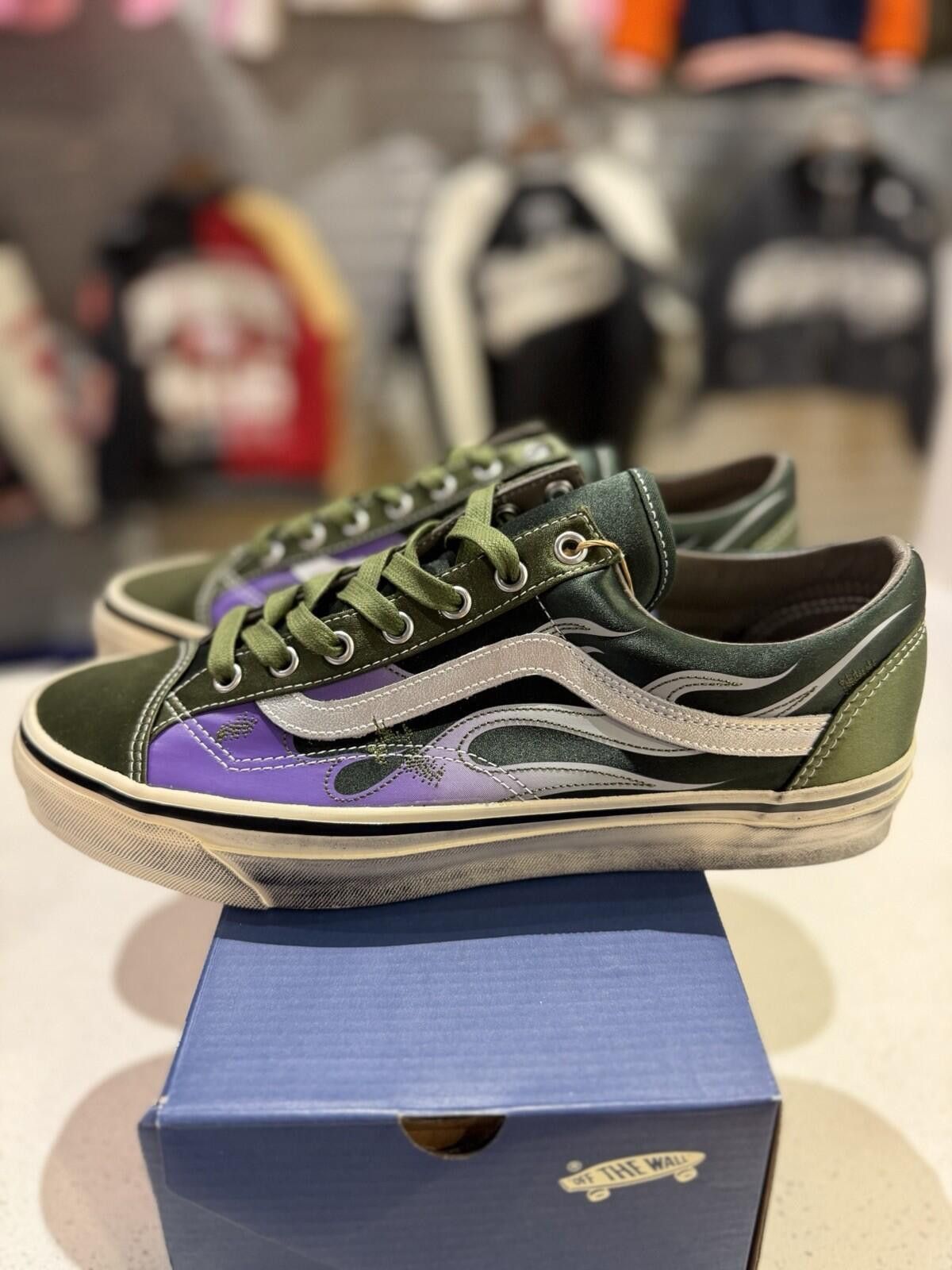 Vans Vans Archive Flame LX Premium Old Skool 36 Green (8) NEW Size US 8 / EU 41 - 11 Thumbnail