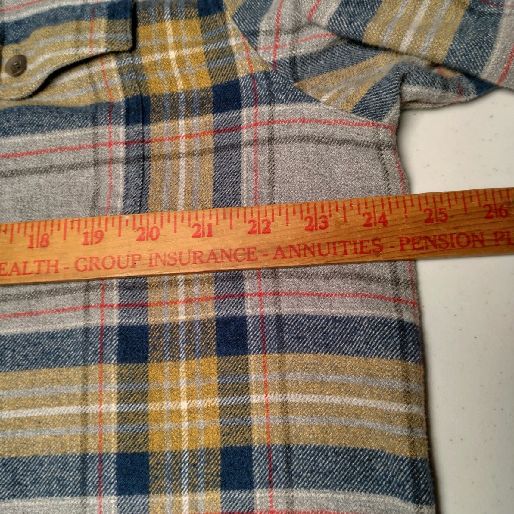 Vintage Woolrich Shirt Mens XL Flannel Gray Plaid Button-Down Work Outdoors Camp Casual Classic Outdoorsy Lumberjack Size US XL / EU 56 / 4 - 5 Thumbnail