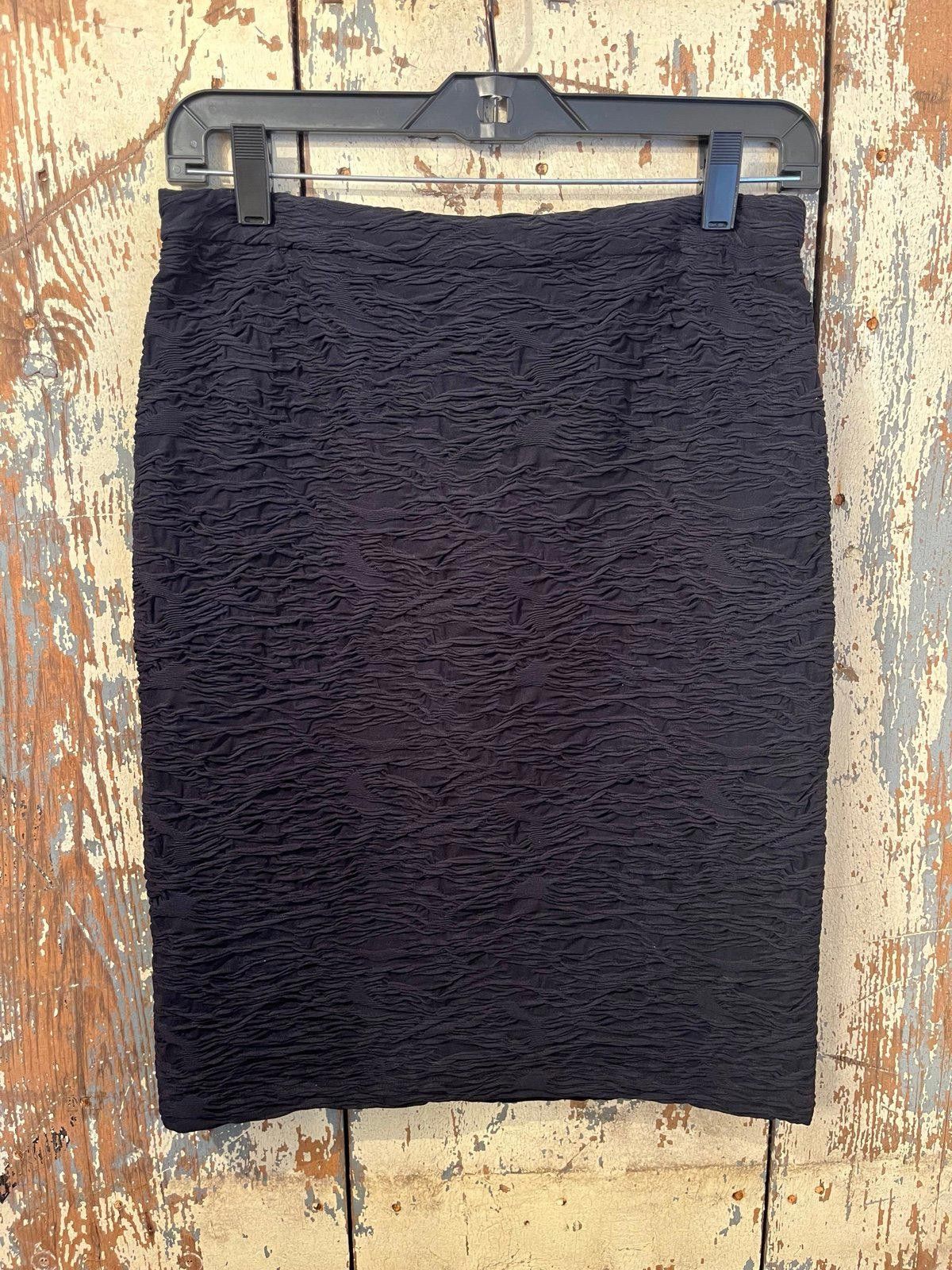 Designer Doncaster Women's skirt Pencil Above Knee Size 4 Size 28" / US 6 / IT 42 - 1 Thumbnail