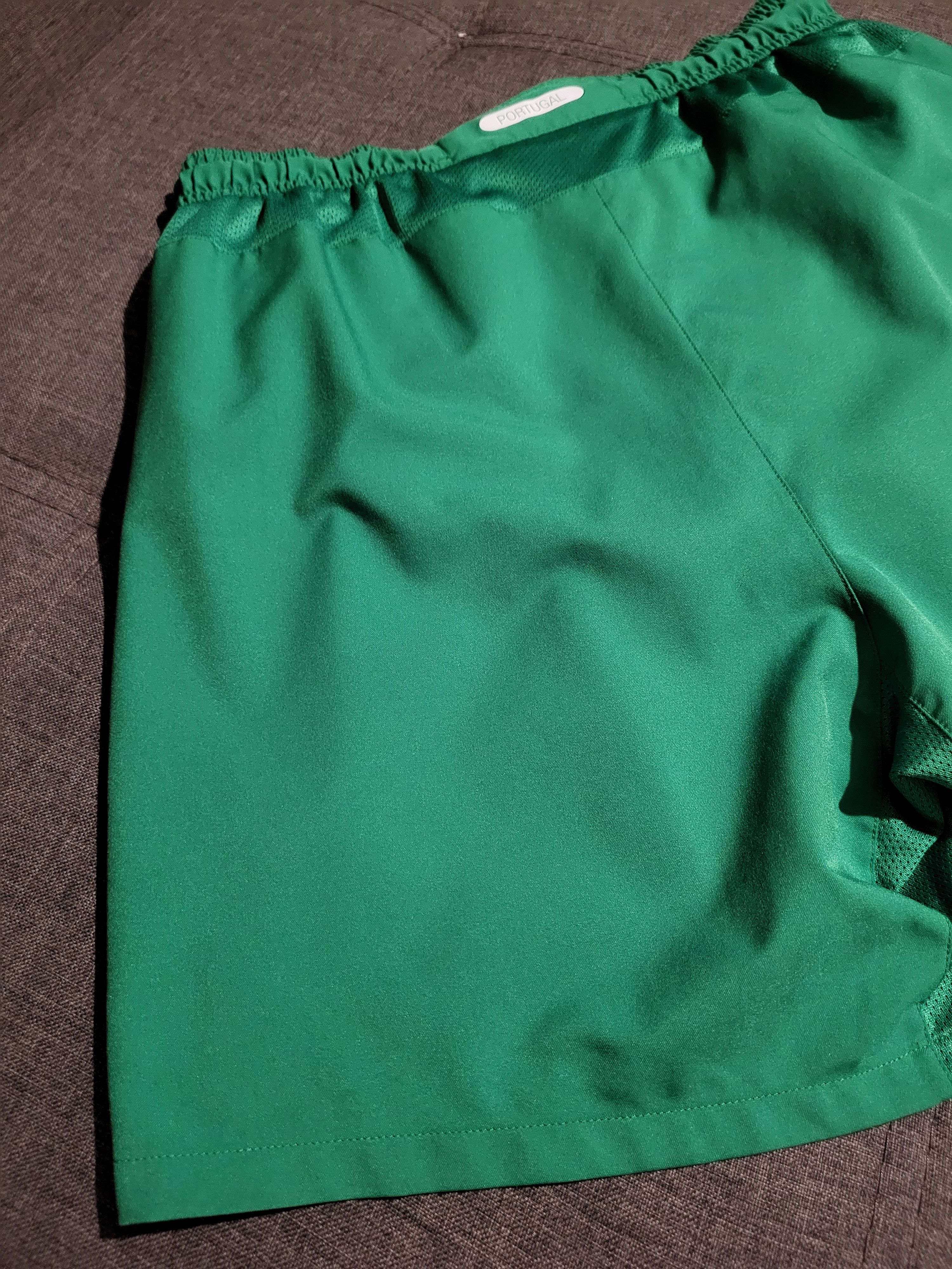 Nike Vintage Nike Portugal 🇵🇹 F.P.F. jersey shorts Size US 32 / EU 48 - 6 Thumbnail