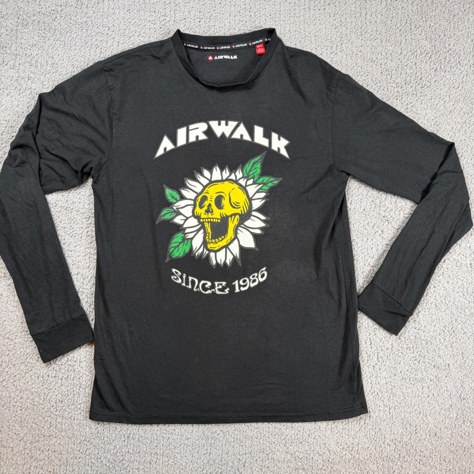 Airwalk Airwalk Mens Black Skull Daisy Long Sleeve T-Shirt M Size US M / EU 48-50 / 2 - 1 Thumbnail