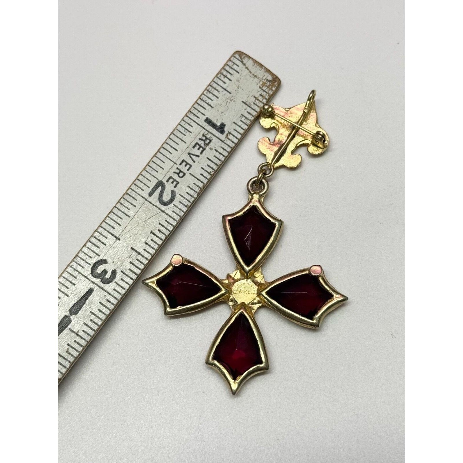 Vintage Vintage Accessocraft NYC Red glass Maltese cross brooch pin Size ONE SIZE - 5 Thumbnail