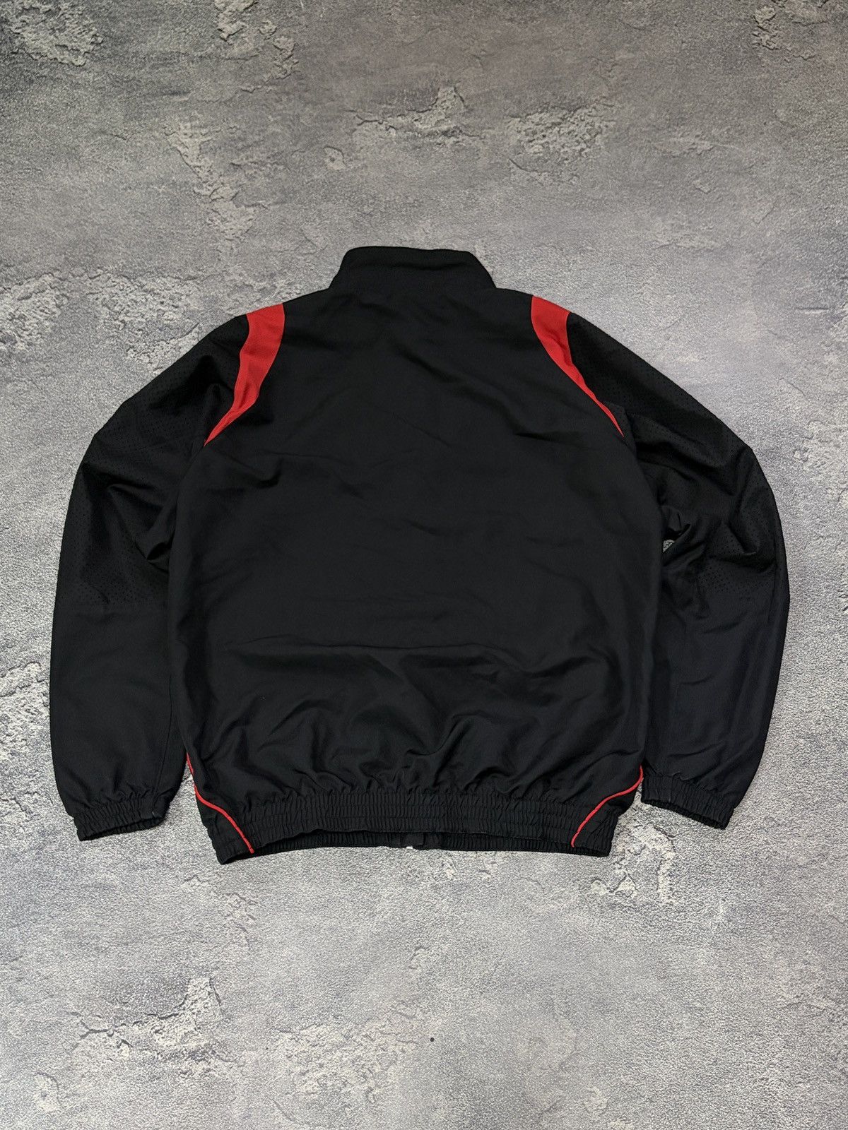 Warrior LIVERPOOL 2013/14 Warrior Training Football Jacket M Adult Size US M / EU 48-50 / 2 - 2 Thumbnail