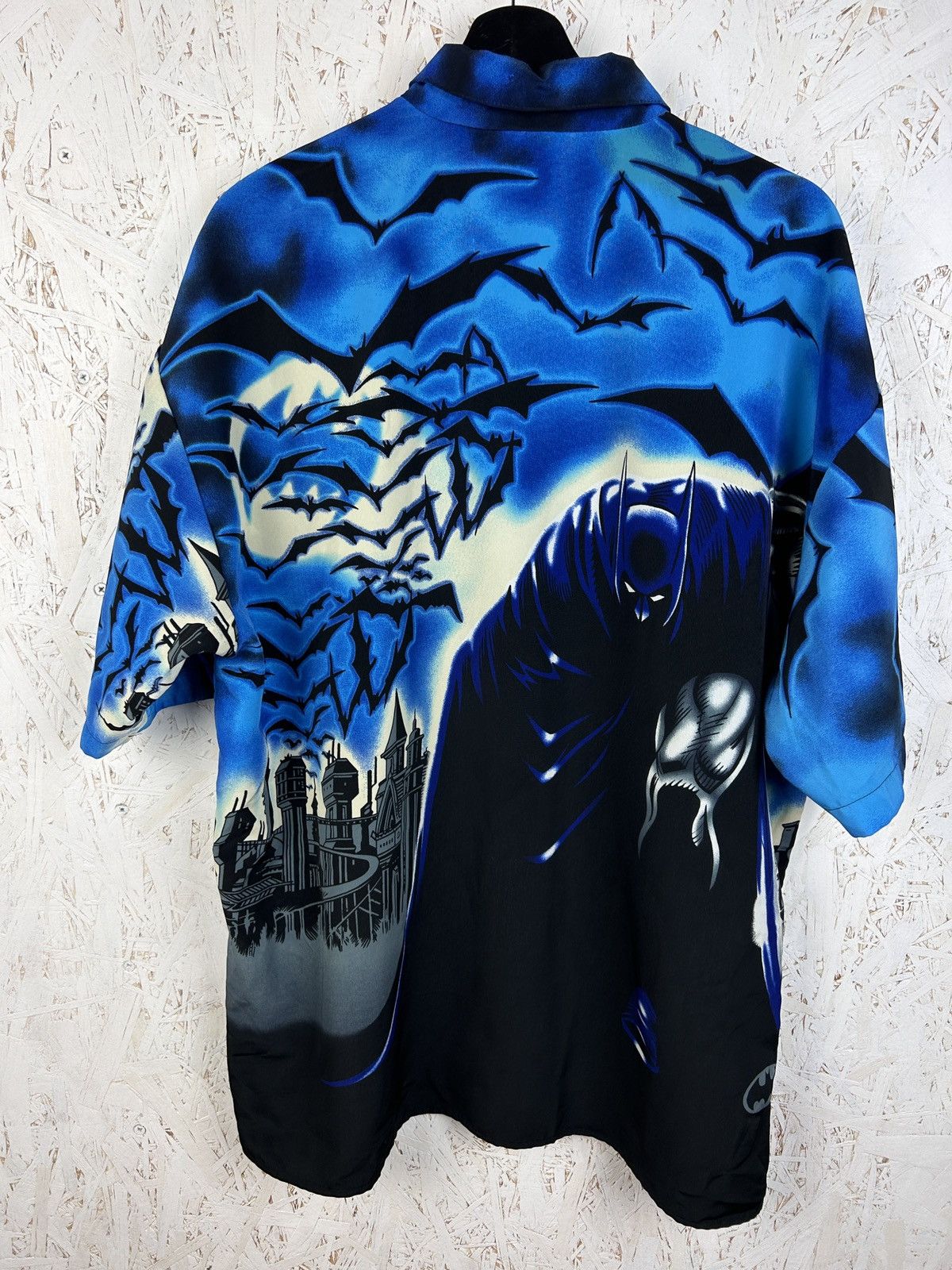 DC Comics 00s Vintage Warner Bros Batman DC Comics 2001 AOP Shirt Size US L / EU 52-54 / 3 - 5 Thumbnail