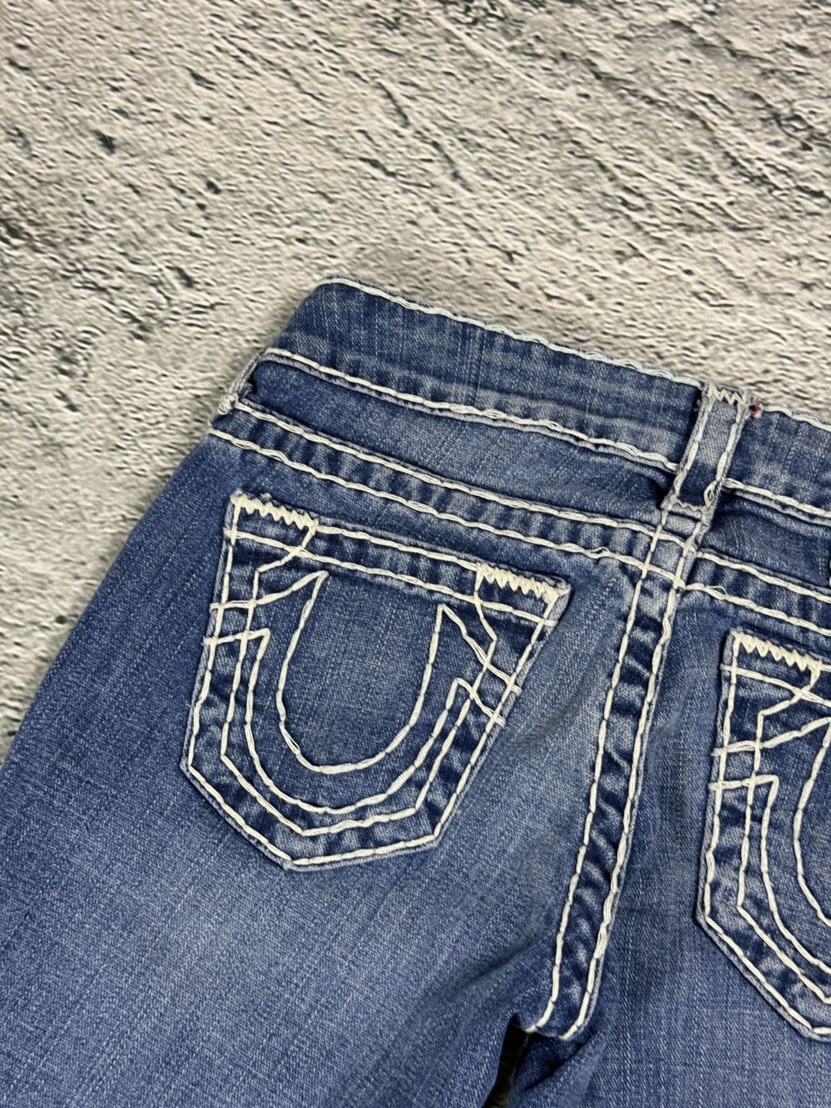 True Religion True Religion Vintage Bootcut Johnny Blue White Stitching Size 25" / US 0 / IT 36 - 3 Thumbnail
