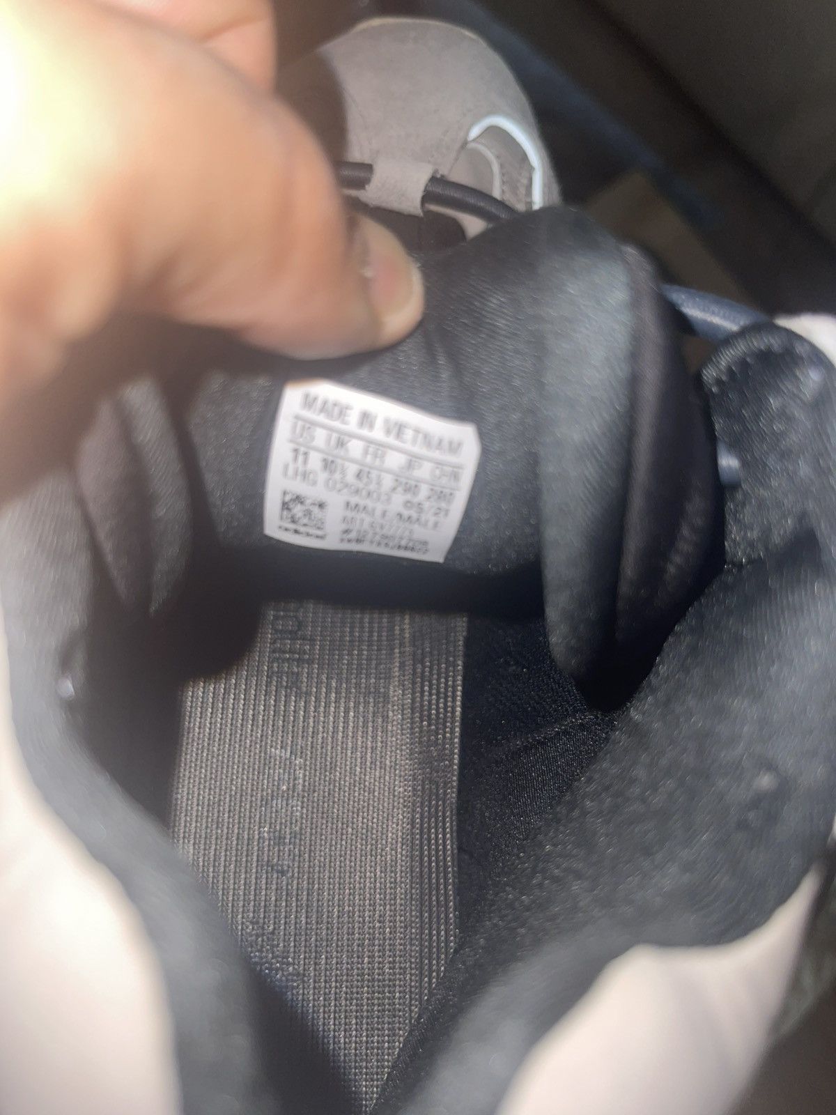 Yeezy Yeezy 500 mist stone Size US 11 / EU 44 - 9 Thumbnail