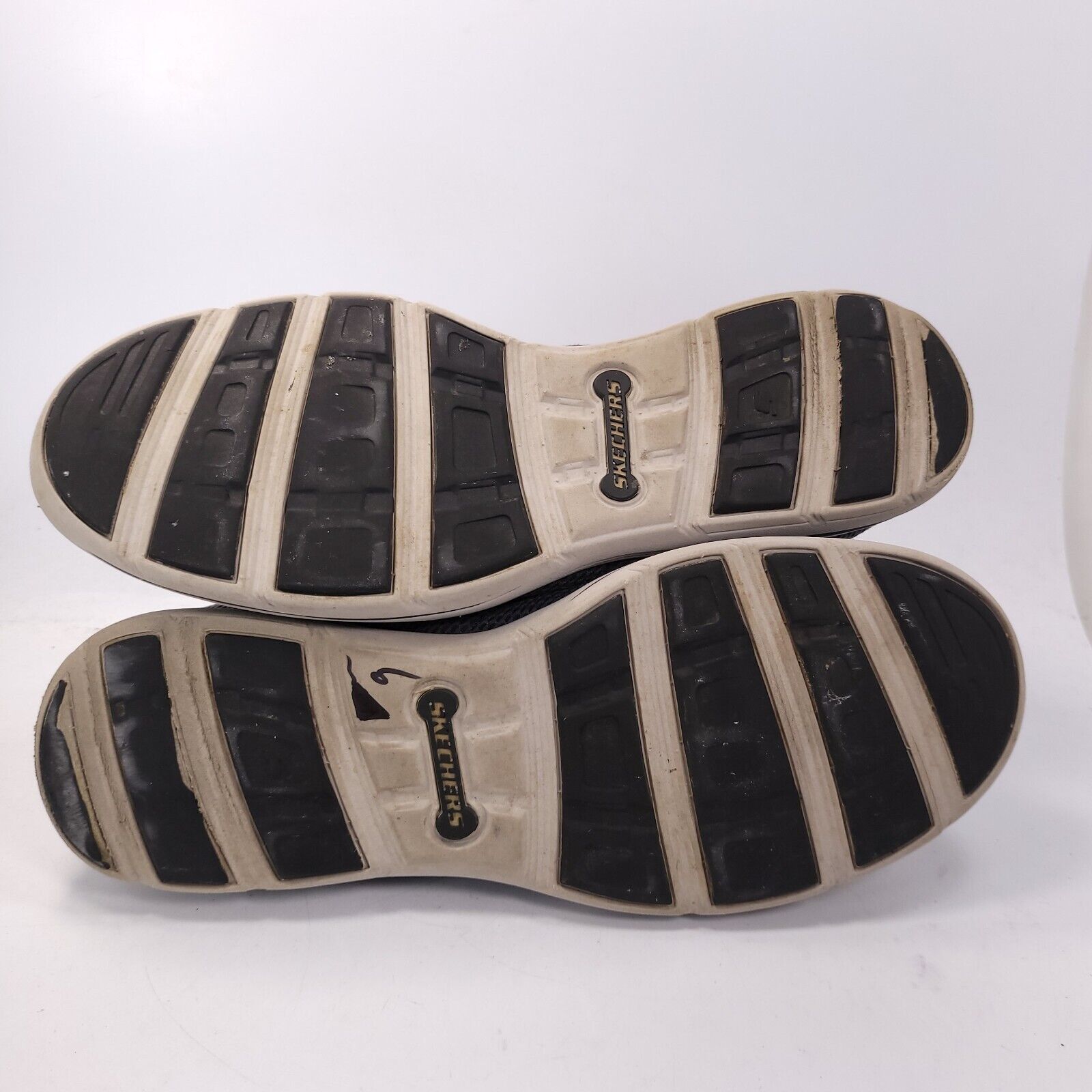 SKECHERS Skechers Relaxed Fit Harper Walton Shoe Mens Size 10 65382 Size US 10 / EU 43 - 7 Thumbnail