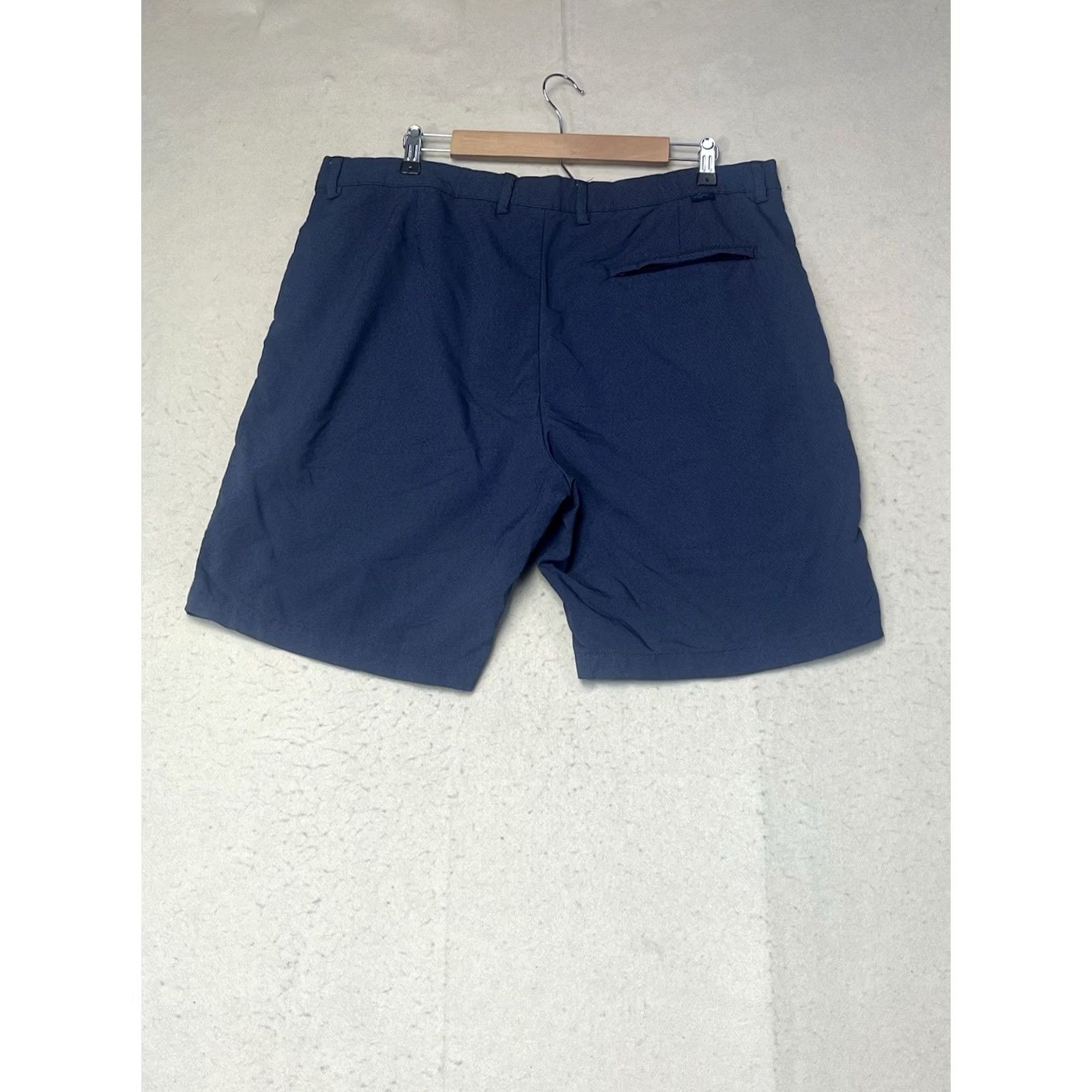 Vintage Greg Norman Men’s Size 36 Blue Golf Shorts Chino Polyester blend Size US 36 / EU 52 - 2 Thumbnail