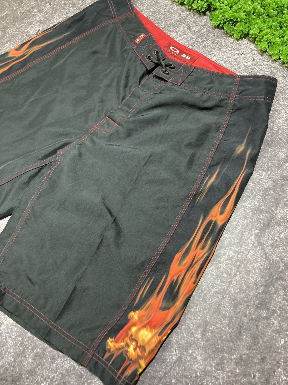 Oakley Vintage Oakley Shorts Big Logo Tactical Surfing Fire Y2K Size US 36 / EU 52 - 3 Thumbnail
