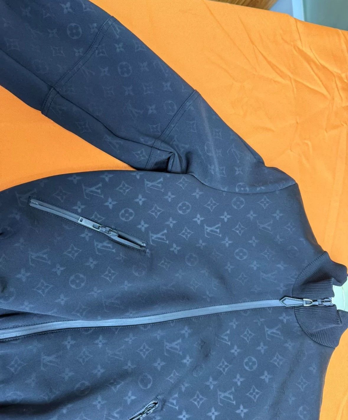 Louis Vuitton Louis Vuitton black dark patterned full print floral jacket Size US S / EU 44-46 / 1 - 3 Thumbnail