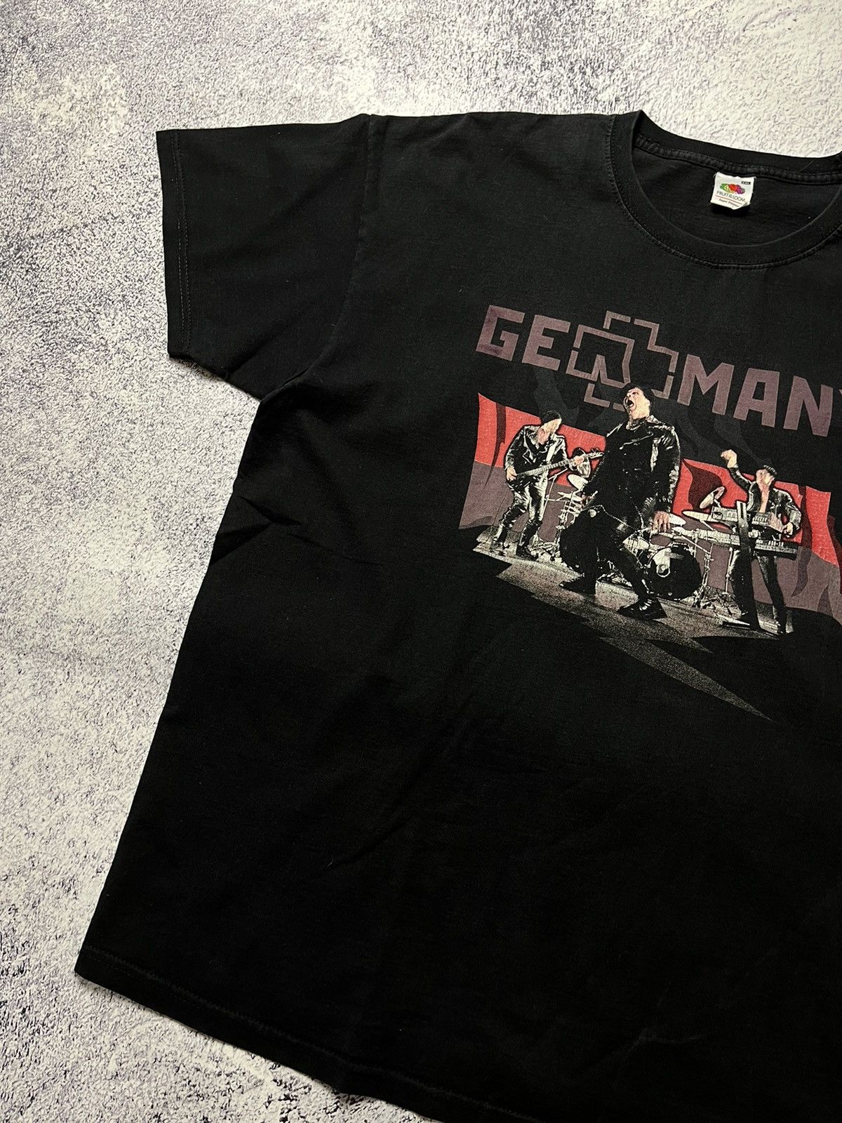 Band Tees Rammstein T-shirt vintage rock band tee size XLarge Size US XL / EU 56 / 4 - 6 Thumbnail