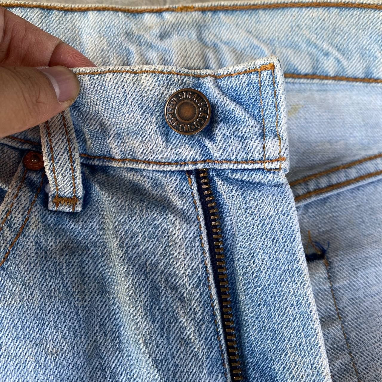 Levi's Vintage Clothing W28" VINTAGE LEVIS 503 YEAR 1989 LIGHTWASH DIRTY GRUNGE JEAN Size US 28 / EU 44 - 11 Thumbnail