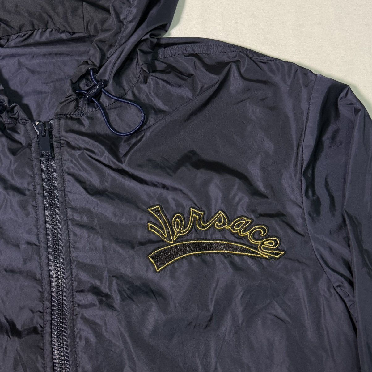 Versace Versace Nylon Hooded Jacket Size US M / EU 48-50 / 2 - 4 Thumbnail