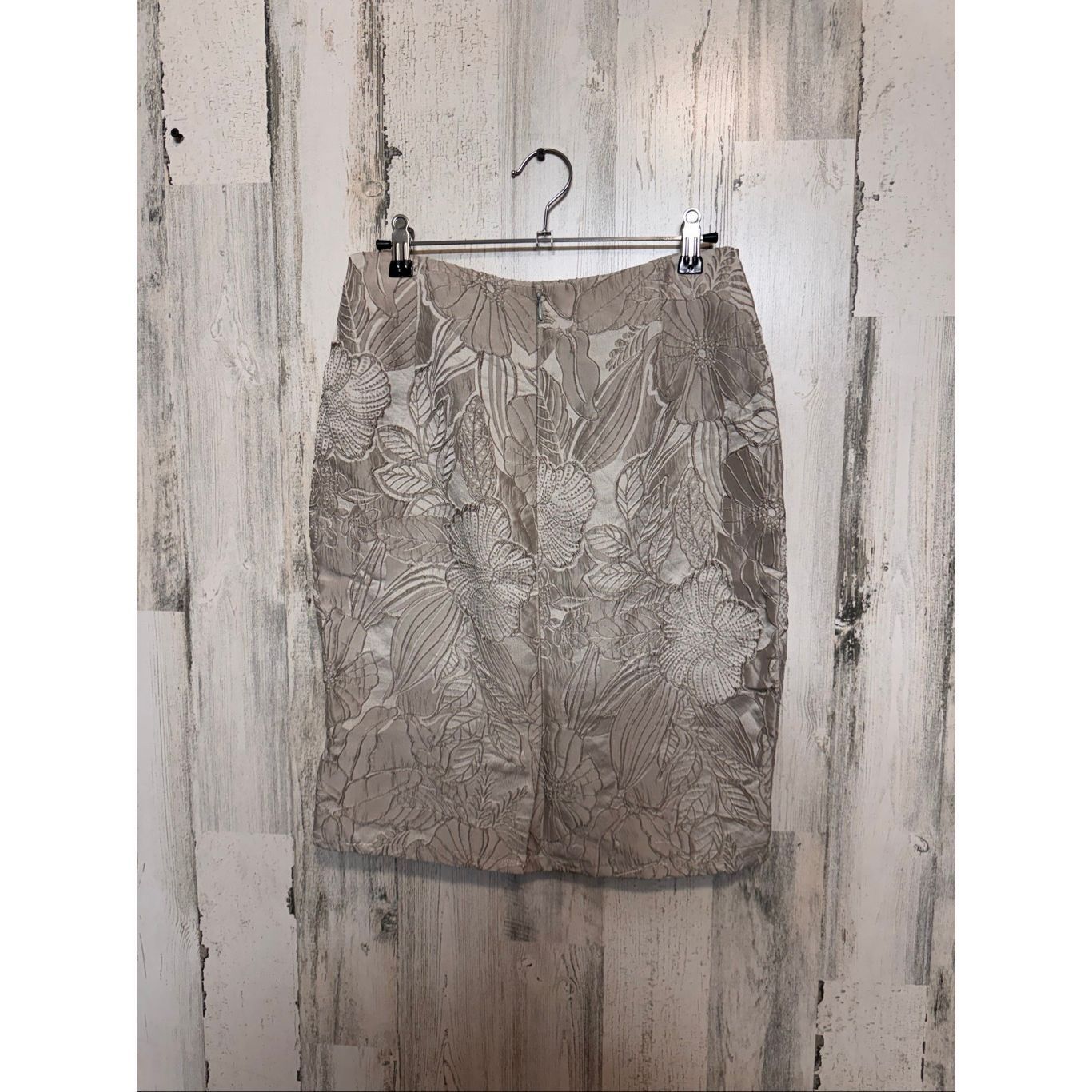 Other Frascara Silk Blend Floral Jacquard Pencil Skirt Beige Size Size 27" / US 4 / IT 40 - 8 Thumbnail