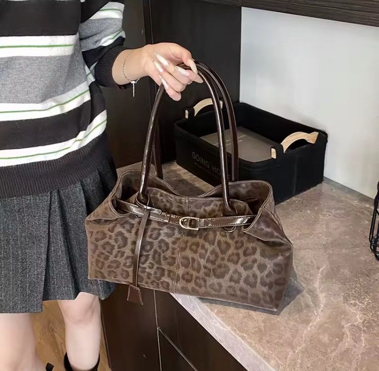 Other Y2K Leopard Shoulder Tote Bag Short Handle Unisex Size ONE SIZE - 1 Thumbnail