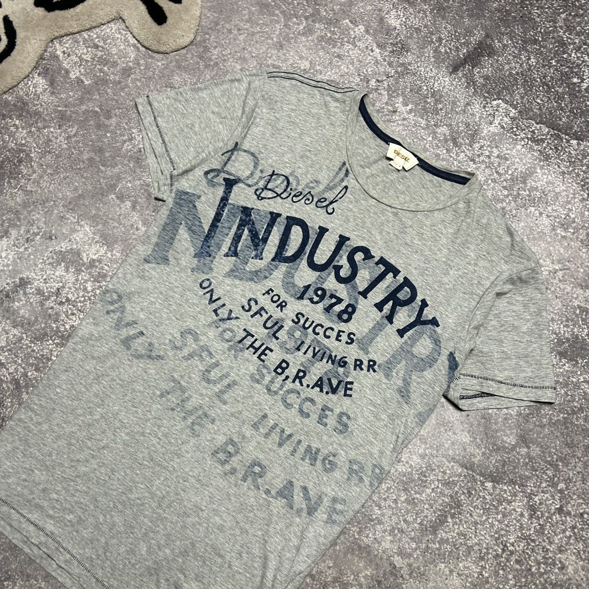 Diesel Deaigner Diesel Indusrty big graphic logo y2k streetwear tee Size US M / EU 48-50 / 2 - 2 Thumbnail