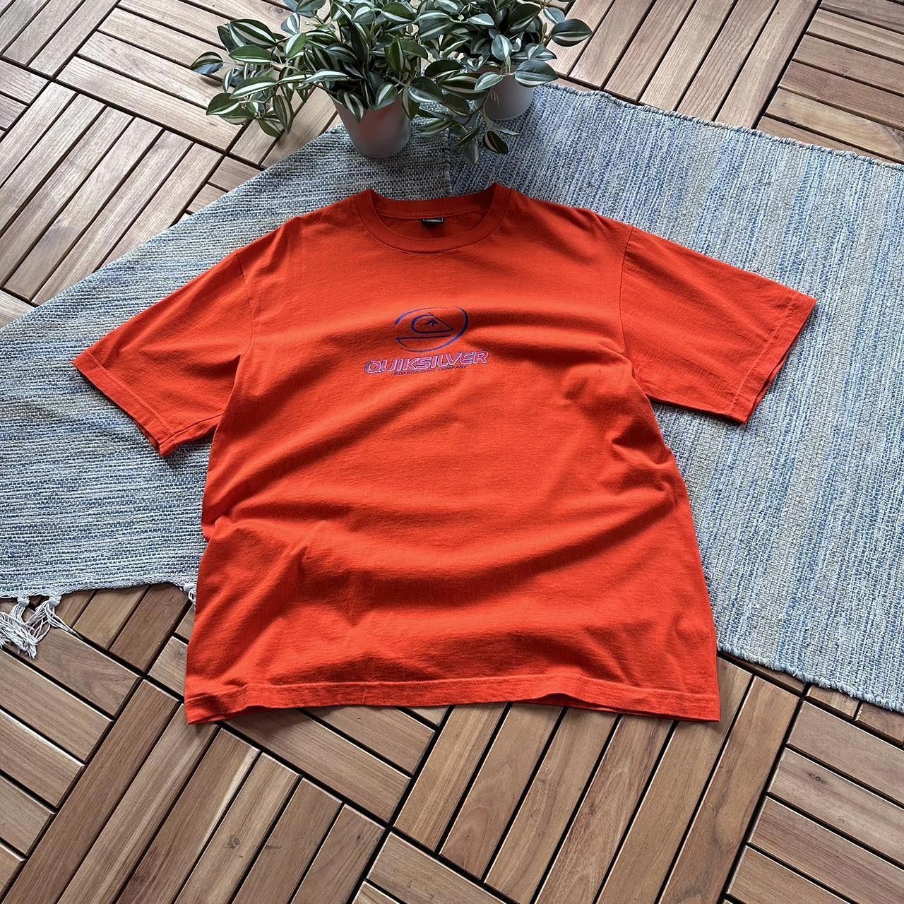 Quiksilver Vintage Y2K Quiksilver Surfwear Big Logo Tee T-shirt Size US L / EU 52-54 / 3 - 1 Thumbnail