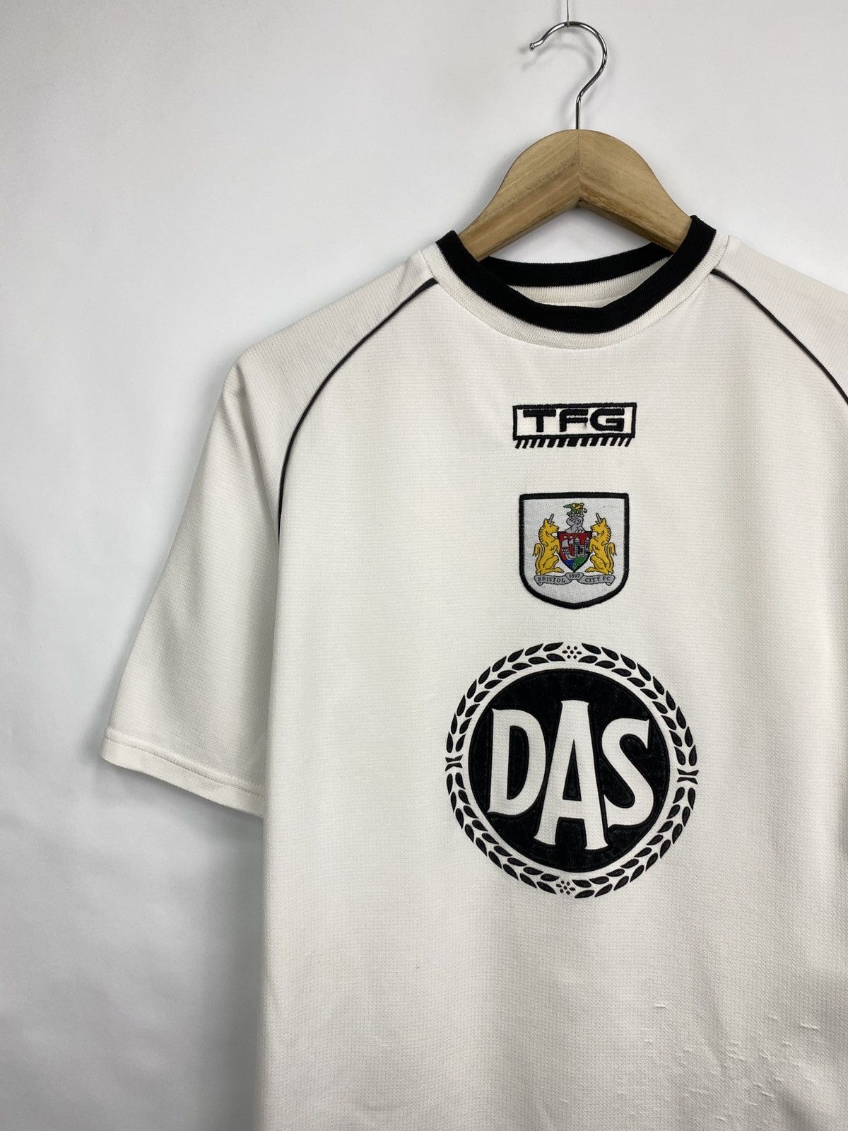 Vintage 🏴󠁧󠁢󠁥󠁮󠁧󠁿 Vintage 90s TFG Bristol City Soccer Jersey Rare Retro Hype Size US S / EU 44-46 / 1 - 2 Thumbnail