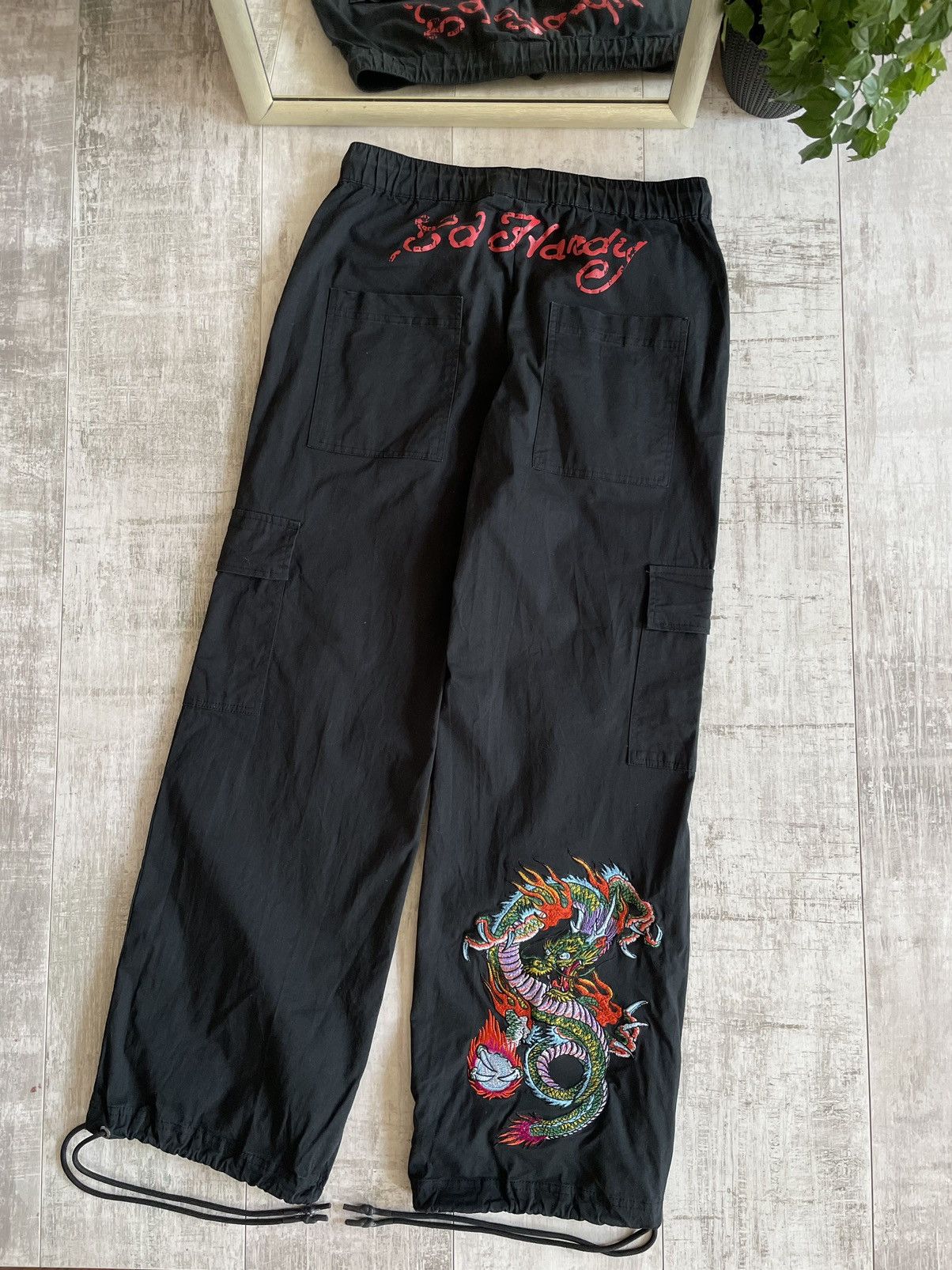 Christian Audigier × Ed Hardy × Japanese Brand Ed Hardy x Urban Outfitters Dragon Cargo Pants Y2K Parachute Size US 30 / EU 46 - 5 Thumbnail