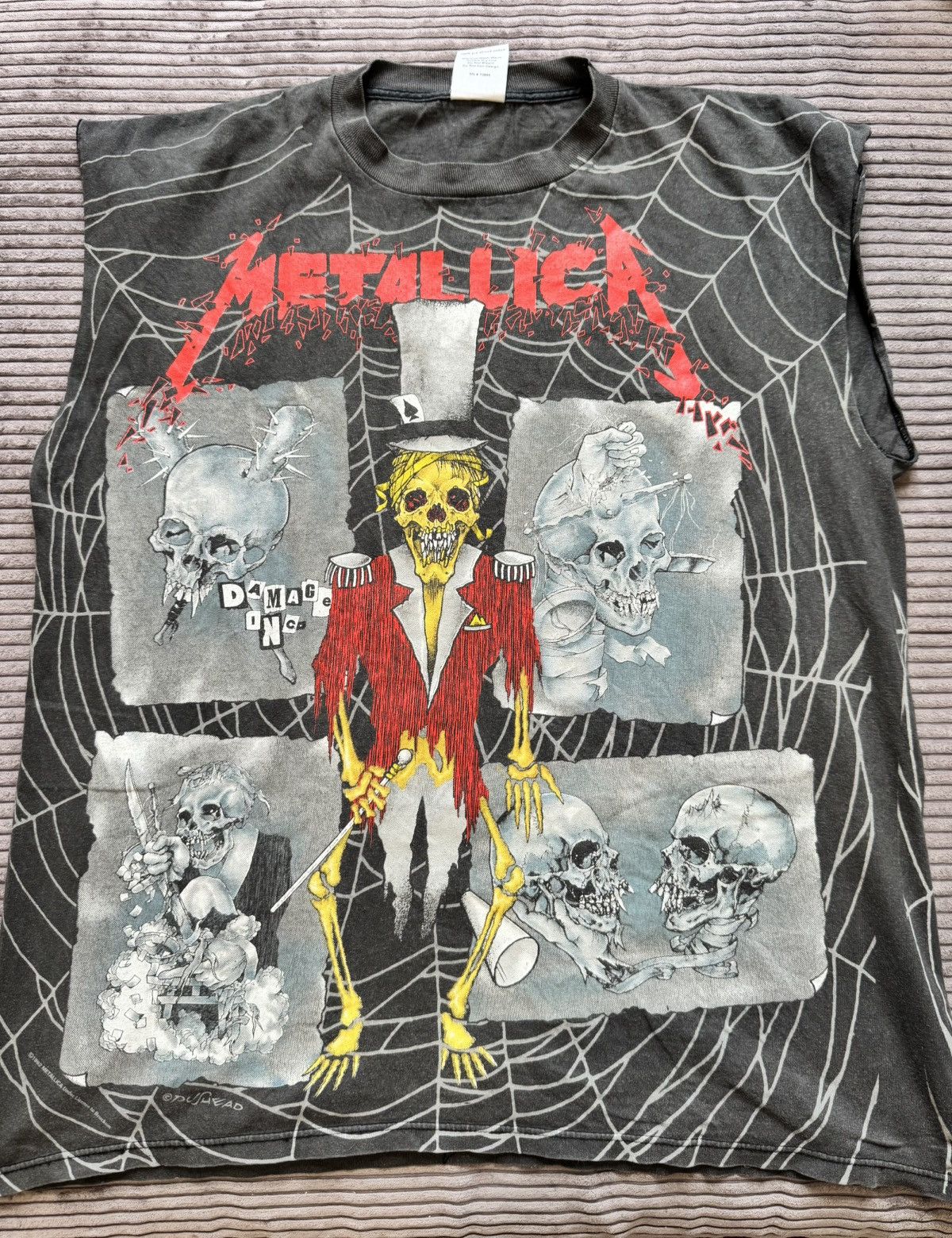Band Tees Rare Vintage Metallica Ringmaster AOP 1992 Metal Band Tee Size US XL / EU 56 / 4 - 1 Thumbnail
