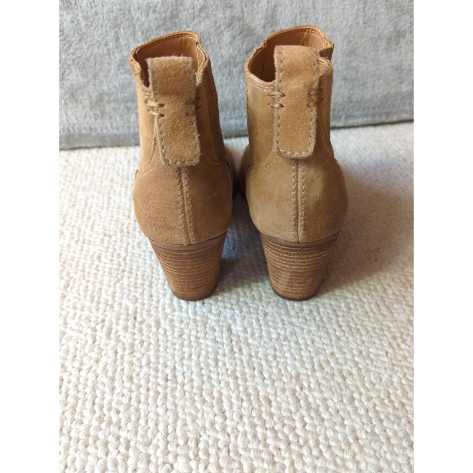 Dolce Vita Dolce Vita Boots Womens Tan Suede Western Cowgirl Ankle Bootie Size 7.5 Brown Pointed Toe Pull On Mid Heel Bohemian City Clubwear 7.5 Womens Boots Size US 8 / IT 38 - 5 Thumbnail