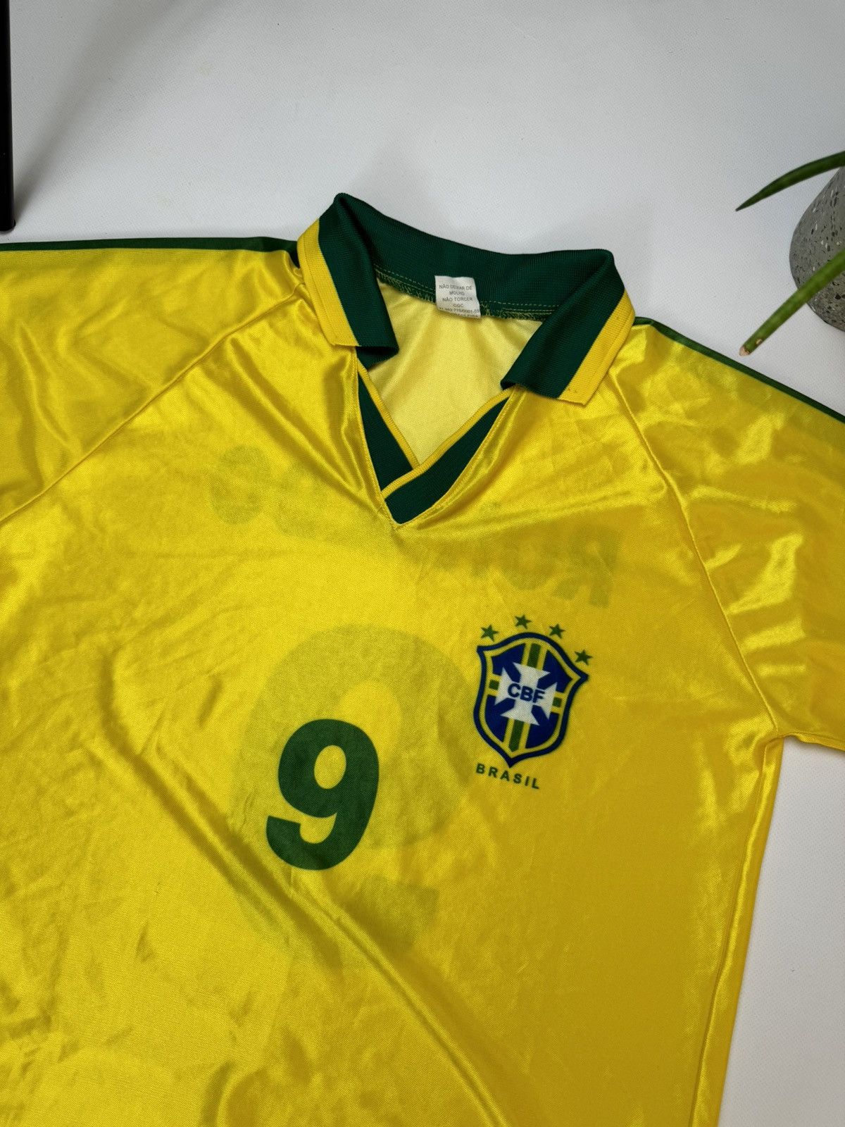 Vintage Rare vintage Brazil Ronaldo vintage soccer jersey y2k Size US XL / EU 56 / 4 - 3 Thumbnail