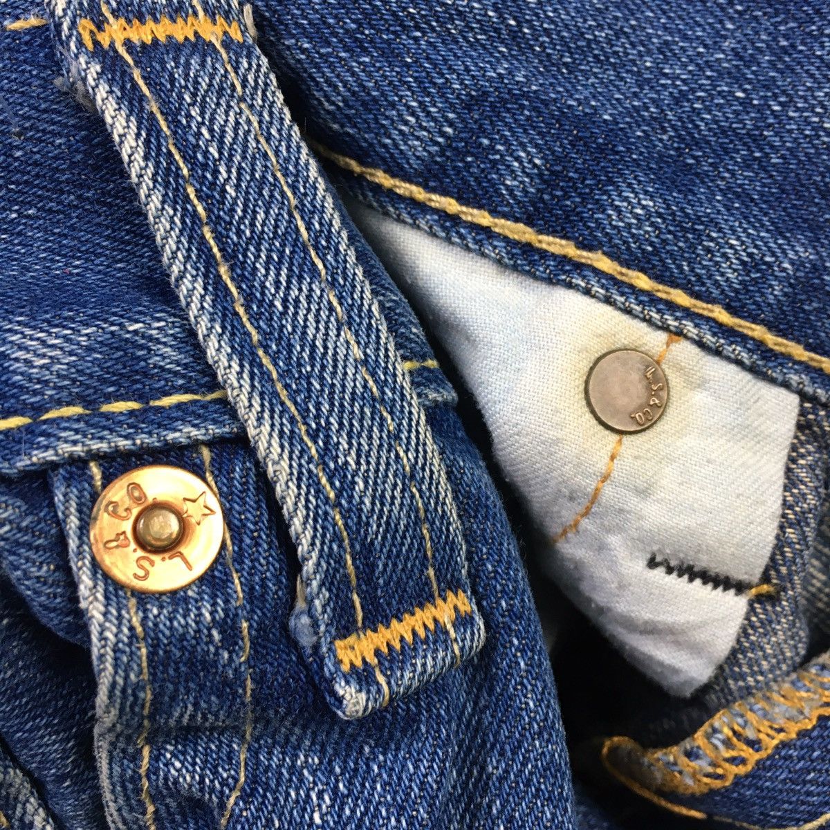Levi's Crazy Levis Type 1 Twist Leg Tough Boot Flare Jeans Size US 36 / EU 52 - 9 Thumbnail