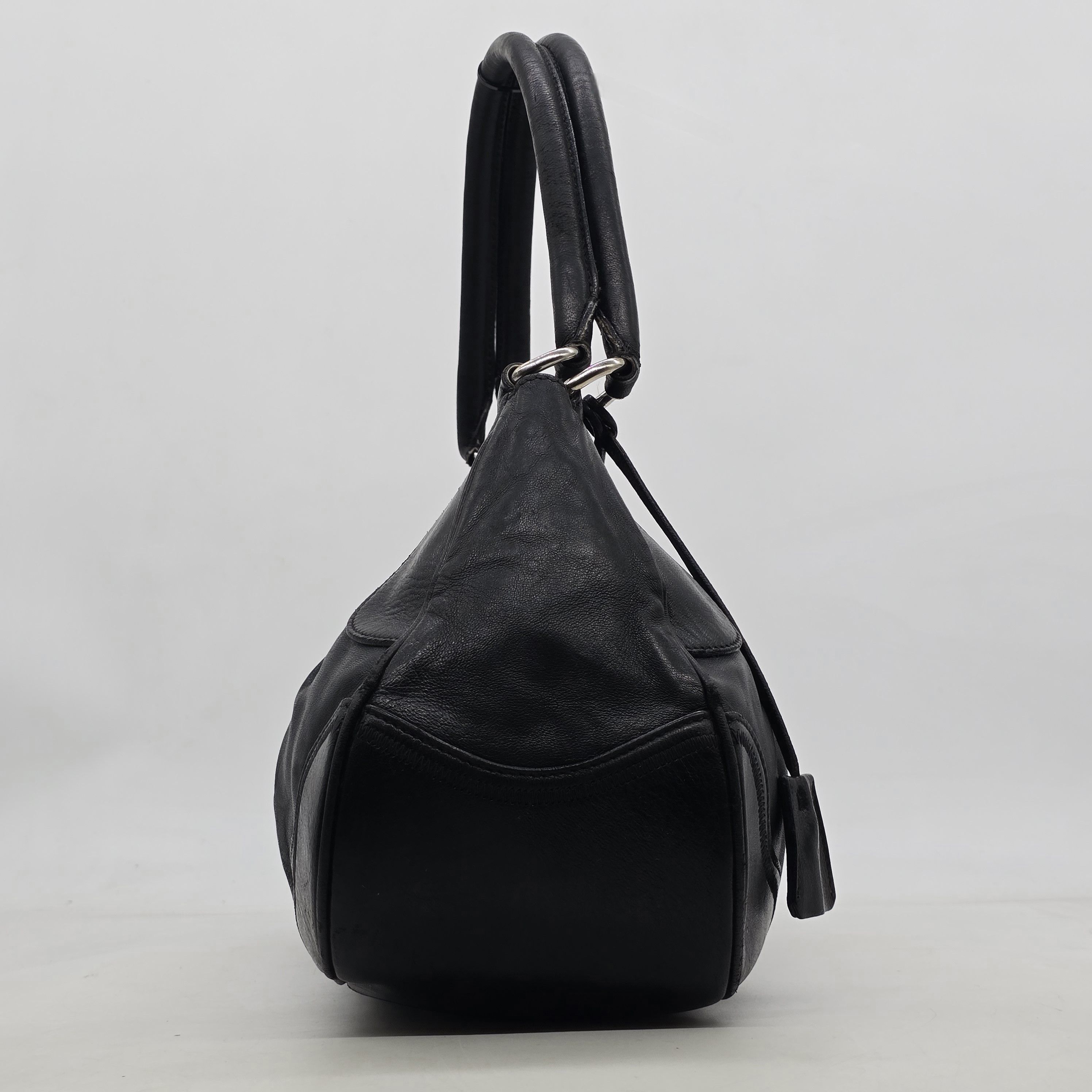 Prada Prada - Vitello Moon Shoulder Bag Size ONE SIZE - 4 Thumbnail
