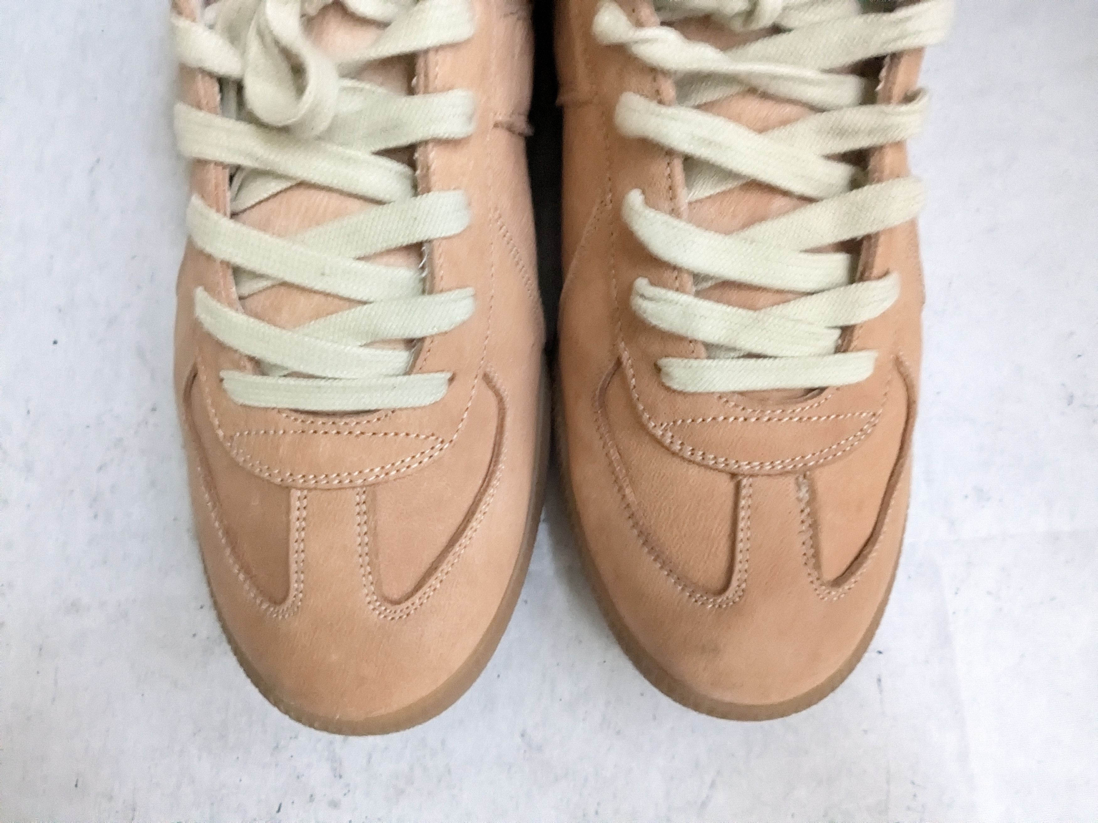 Maison Margiela Maison Margiela Replica GAT 11 44 Low Tops Beige Size US 11 / EU 44 - 2 Thumbnail