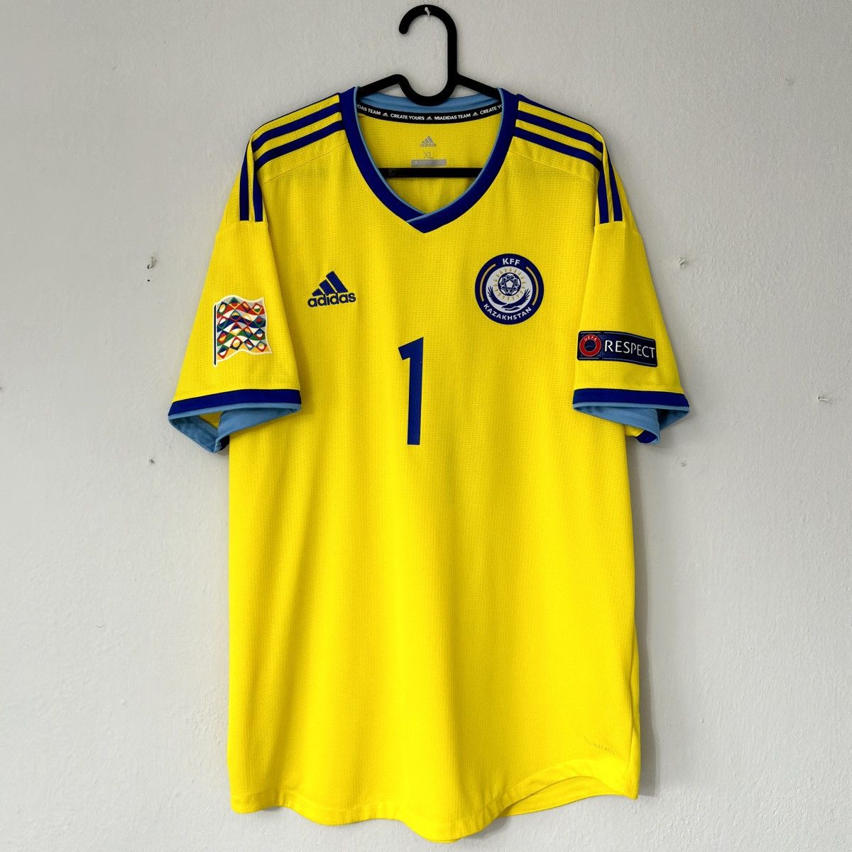 Adidas 2019 2020 Kazakhstan Game Issue Goalkeeper Top Soccer Jersey Size US XL / EU 56 / 4 - 3 Thumbnail