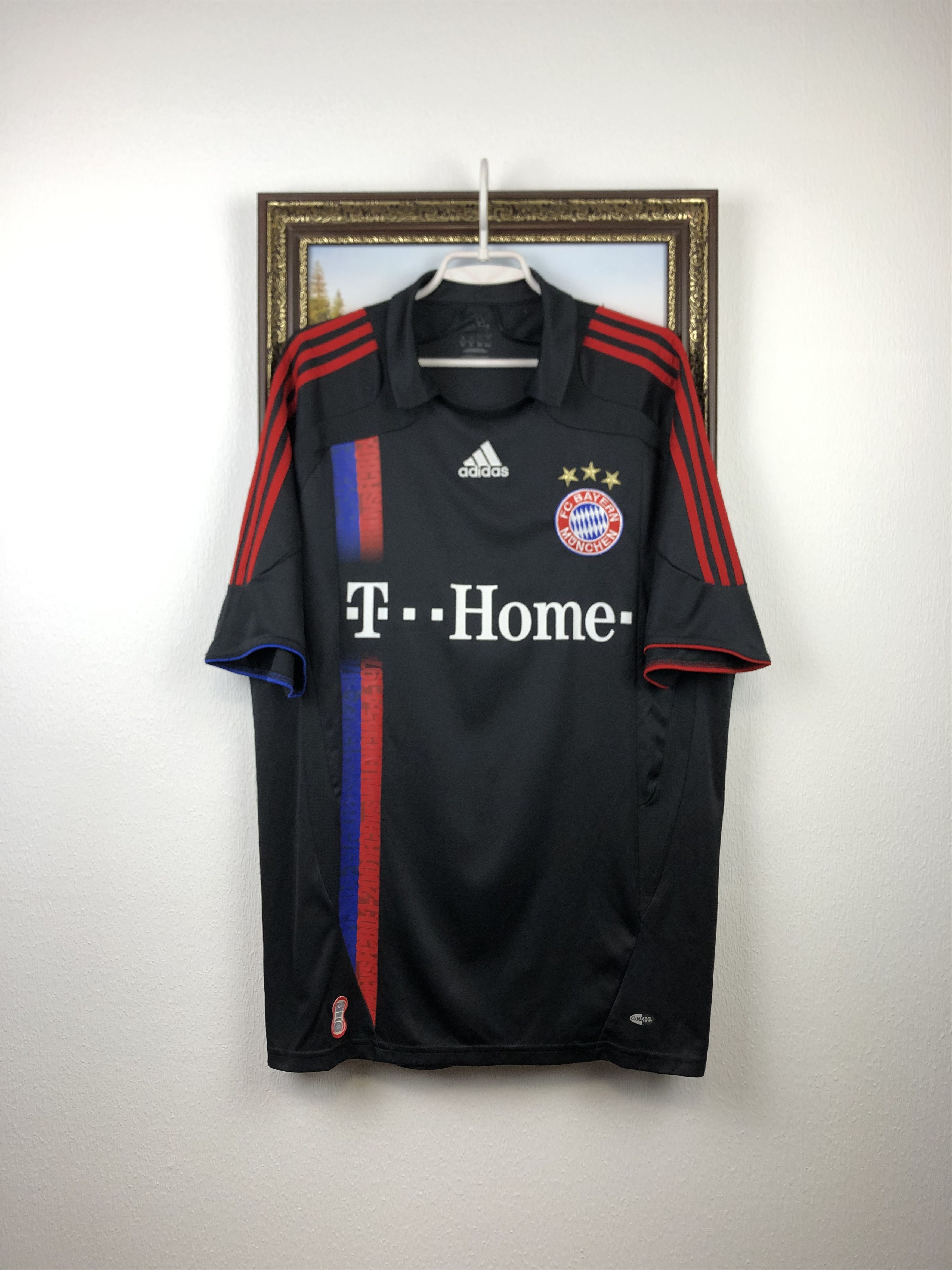 Adidas Bayern Munich Away football shirt 2007 Soccer Adidas Size US XL / EU 56 / 4 - 1 Thumbnail